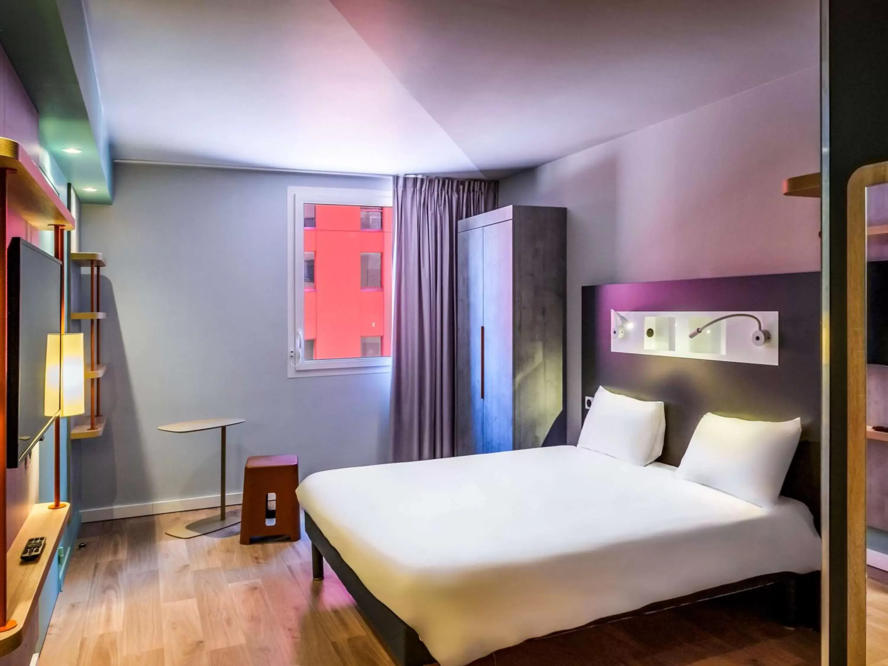 Photo of the whole room, Bed in ibis budget Saint-Étienne Centre Gare Châteaucreux