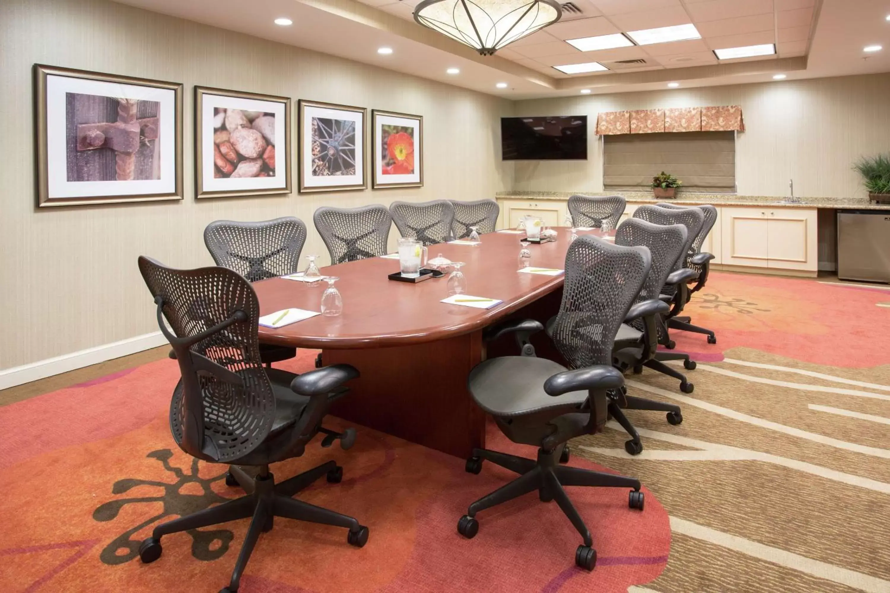 Meeting/conference room in Hilton Garden Inn Phoenix/Avondale