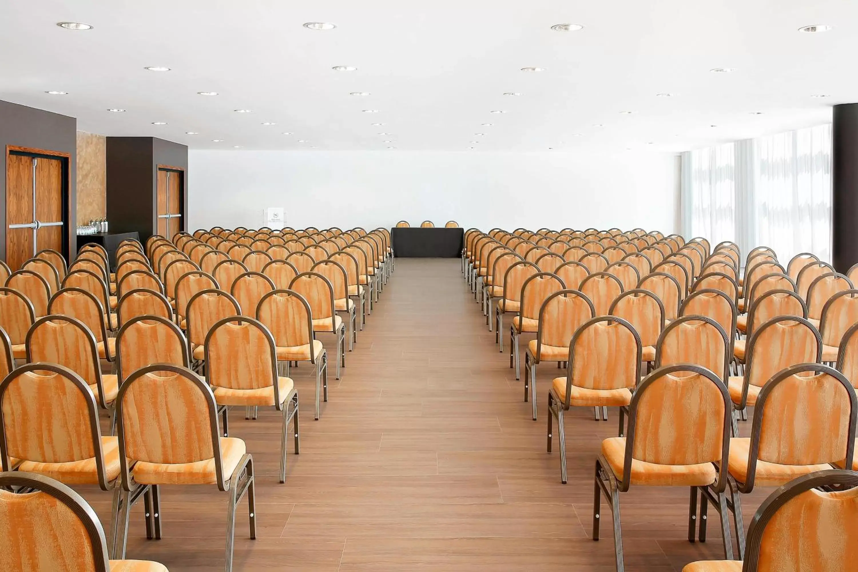 Meeting/conference room in Sheraton Milan Malpensa Airport Hotel & Conference Centre