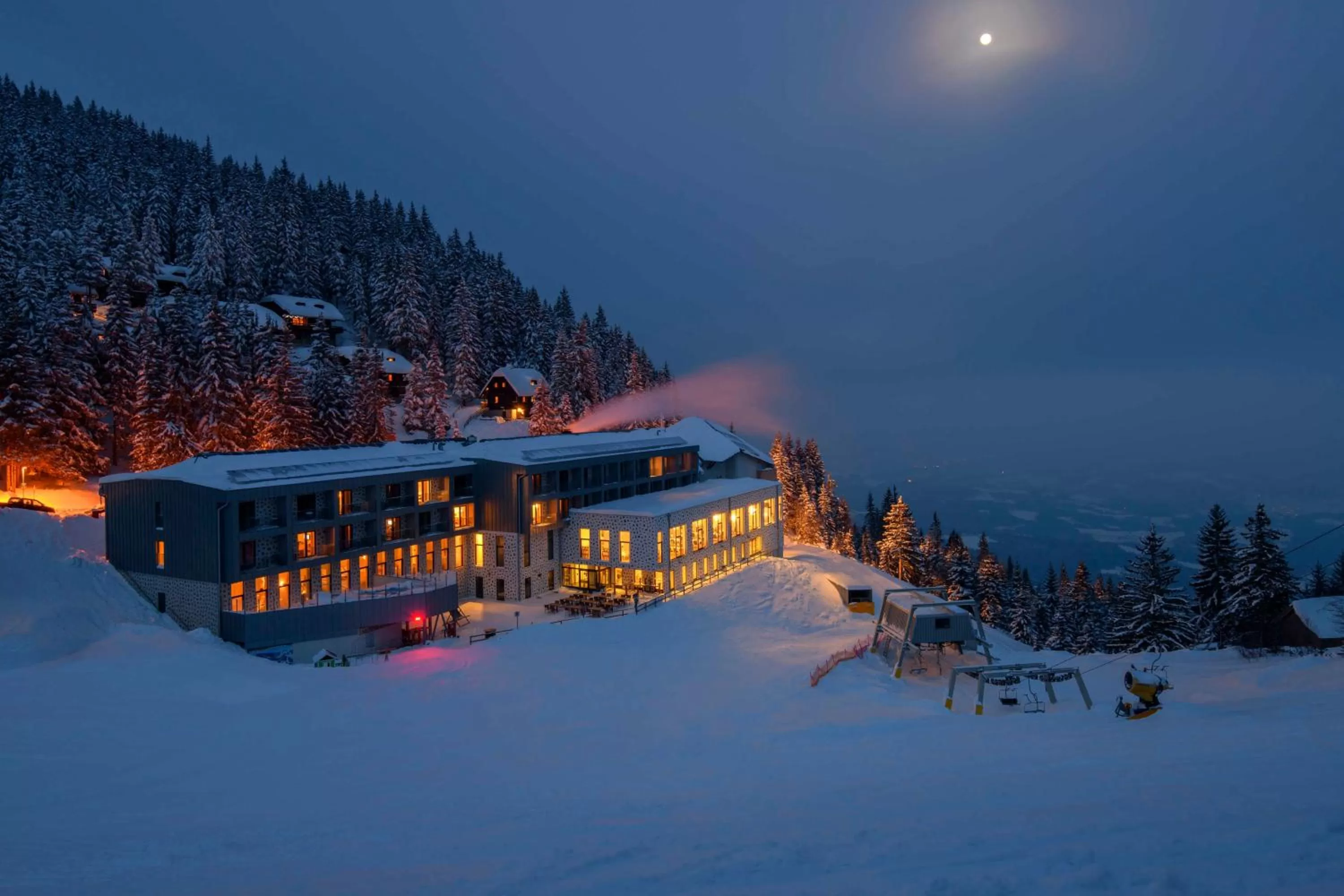 Property building in Wellness Hotel Montis