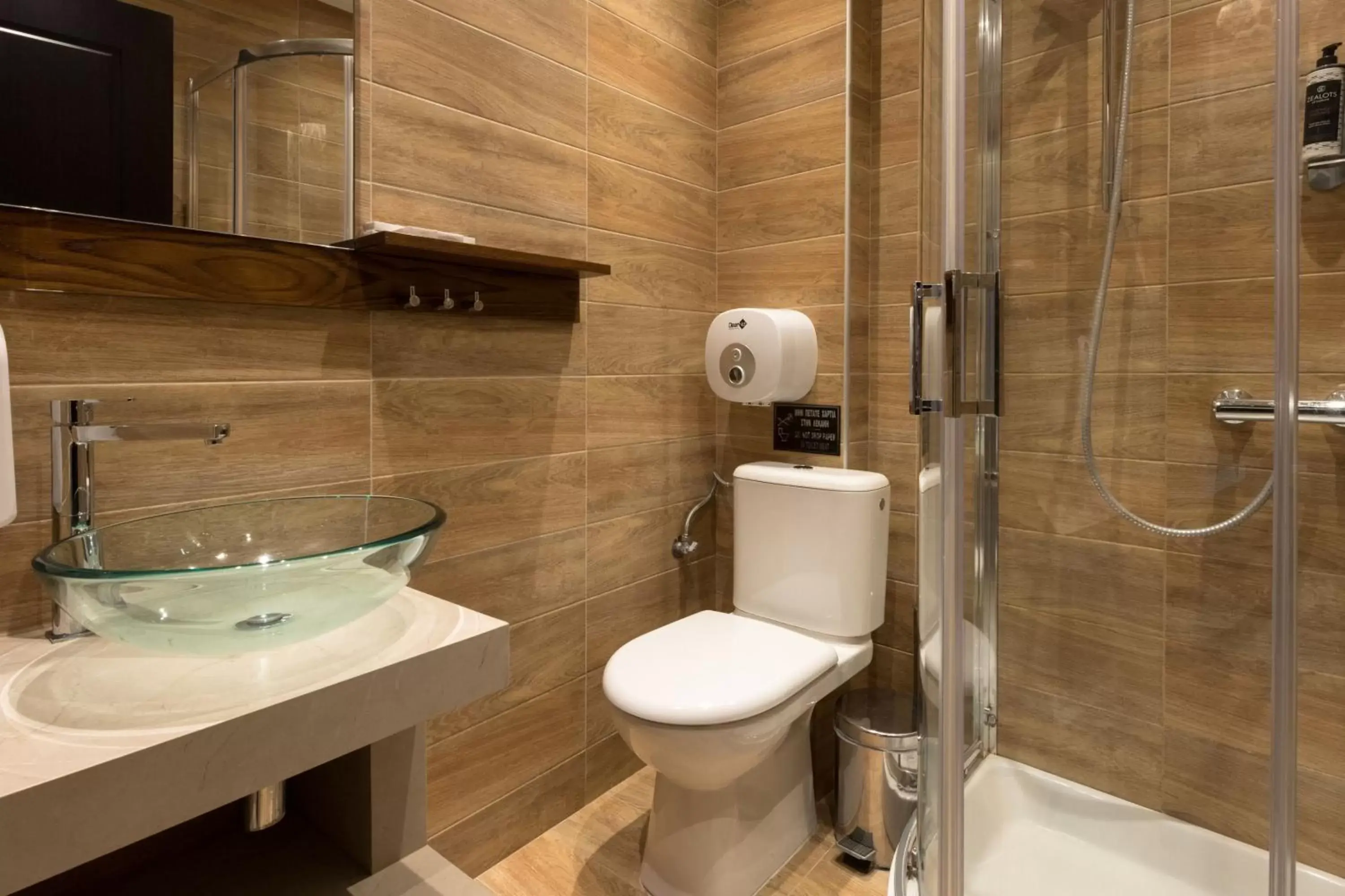 Shower, Bathroom in Tsikeli Boutique Hotel Meteora - Adults Friendly