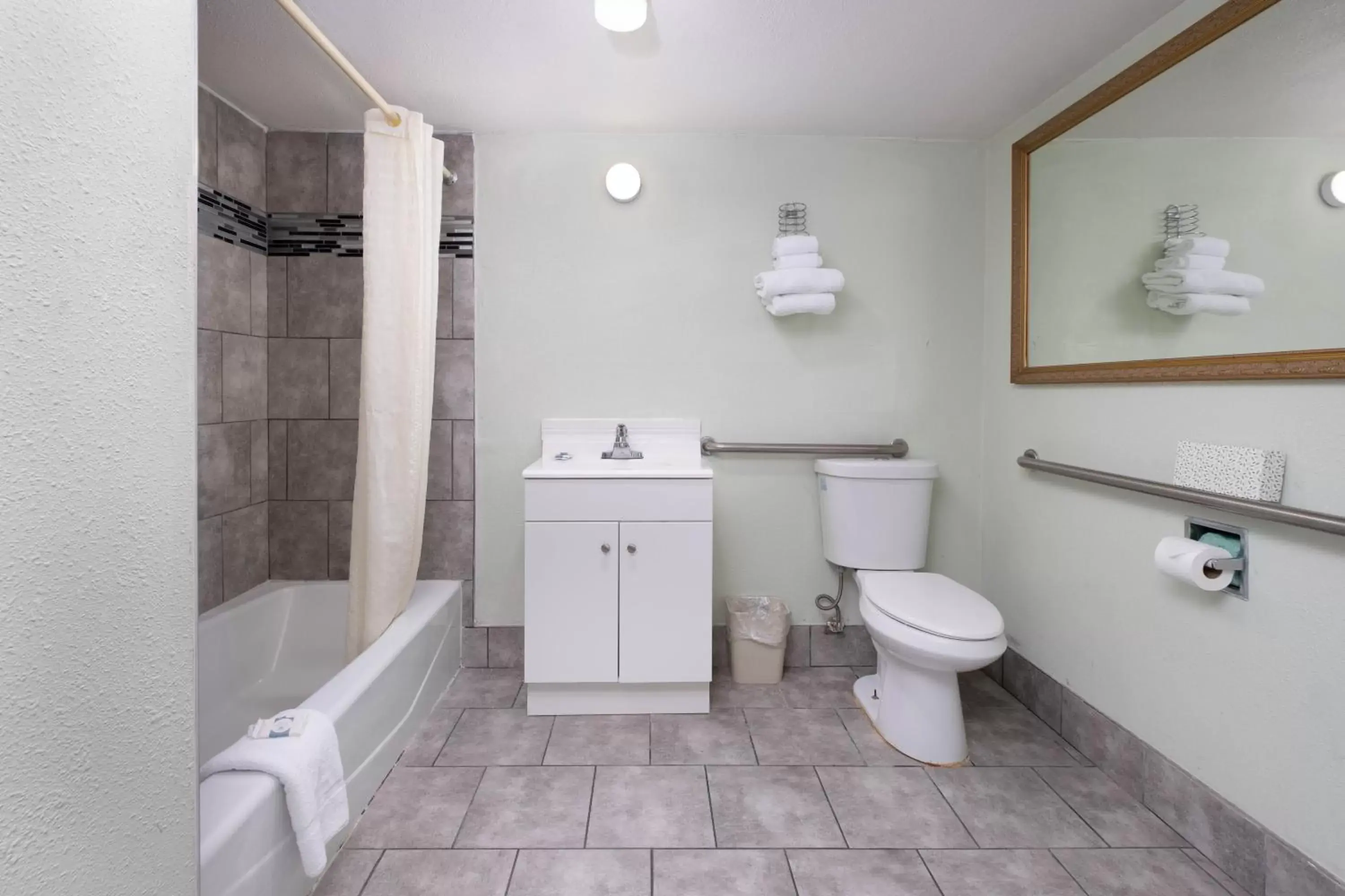 Bathroom in The Westerner - Extended Stay