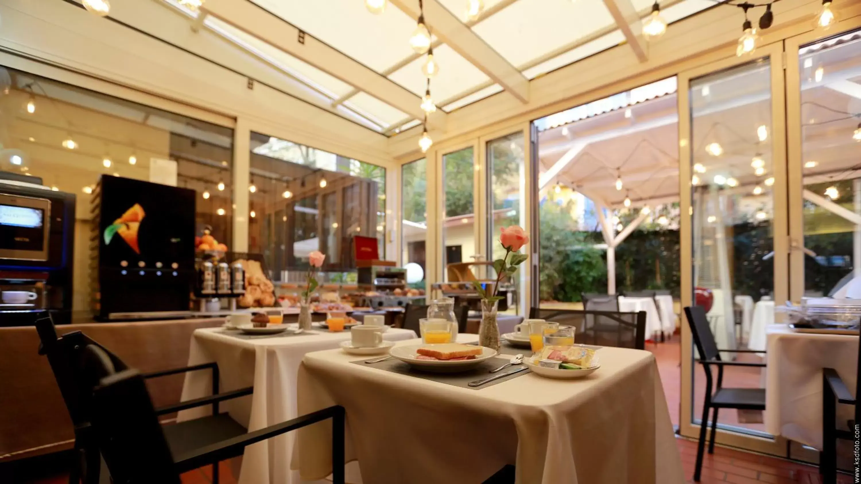 Restaurant/Places to Eat in Hotel Giolitti Smart