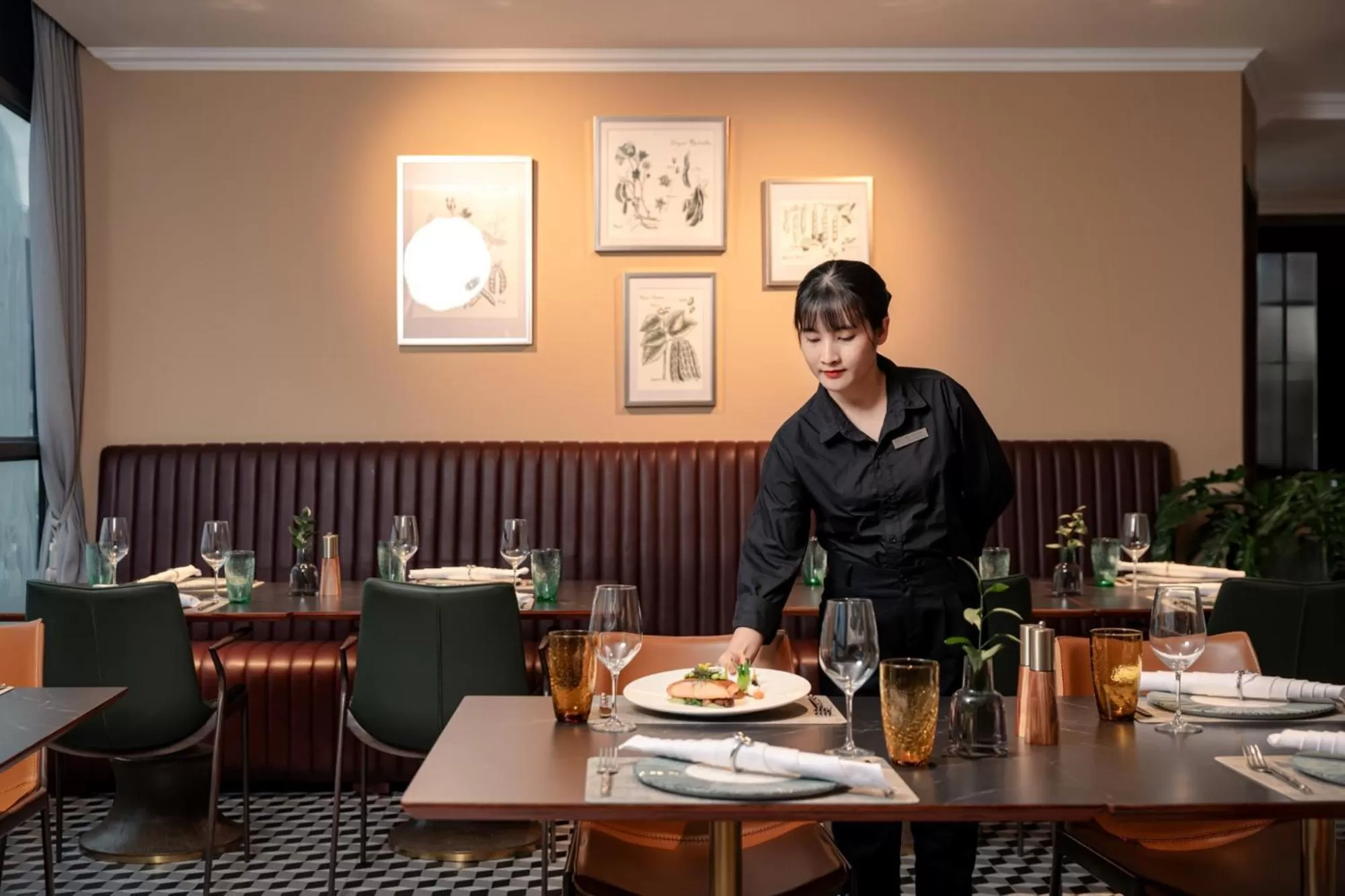 Restaurant/places to eat in La Siesta Classic Hang Thung