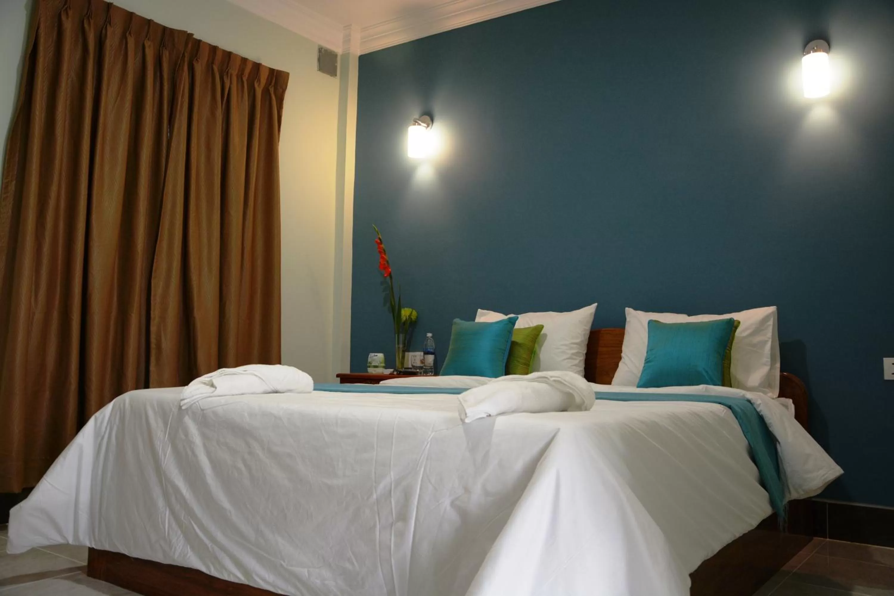 Bedroom, Bed in Neakru Guesthouse and Restaurant