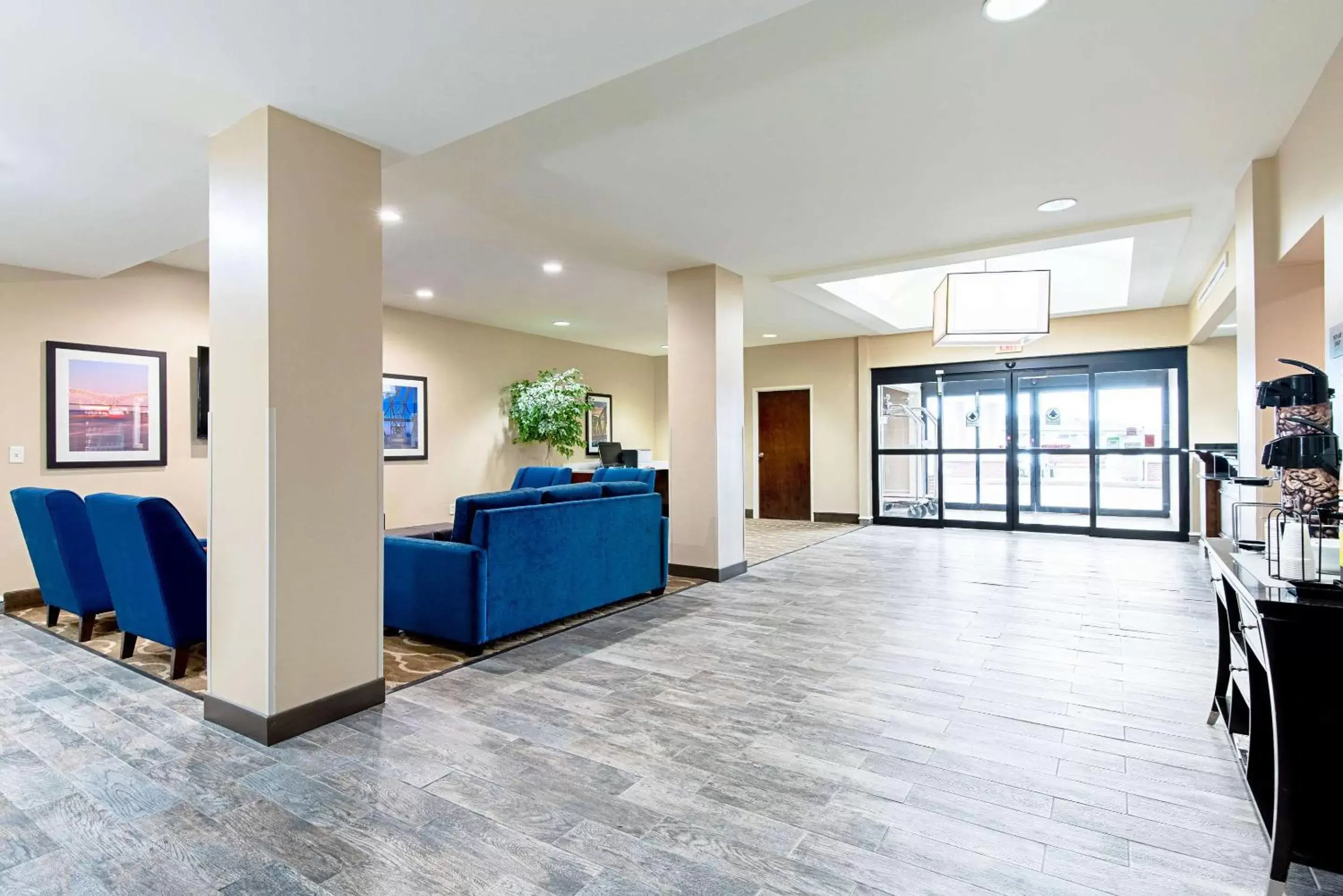 Lobby or reception, Lobby/Reception in Comfort Inn & Suites Pine Bluff