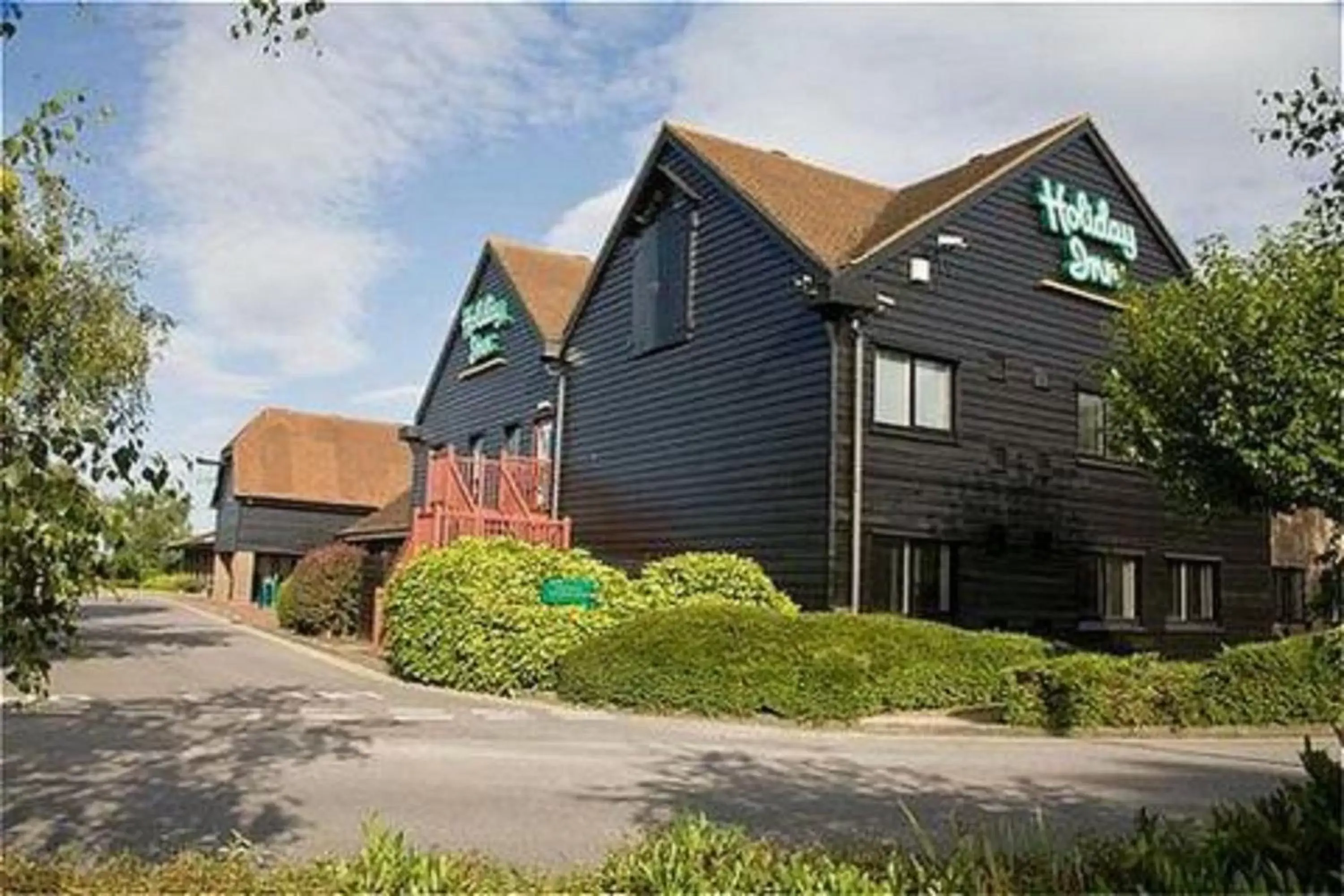 Property Building in Holiday Inn Maidstone-Sevenoaks, an IHG Hotel