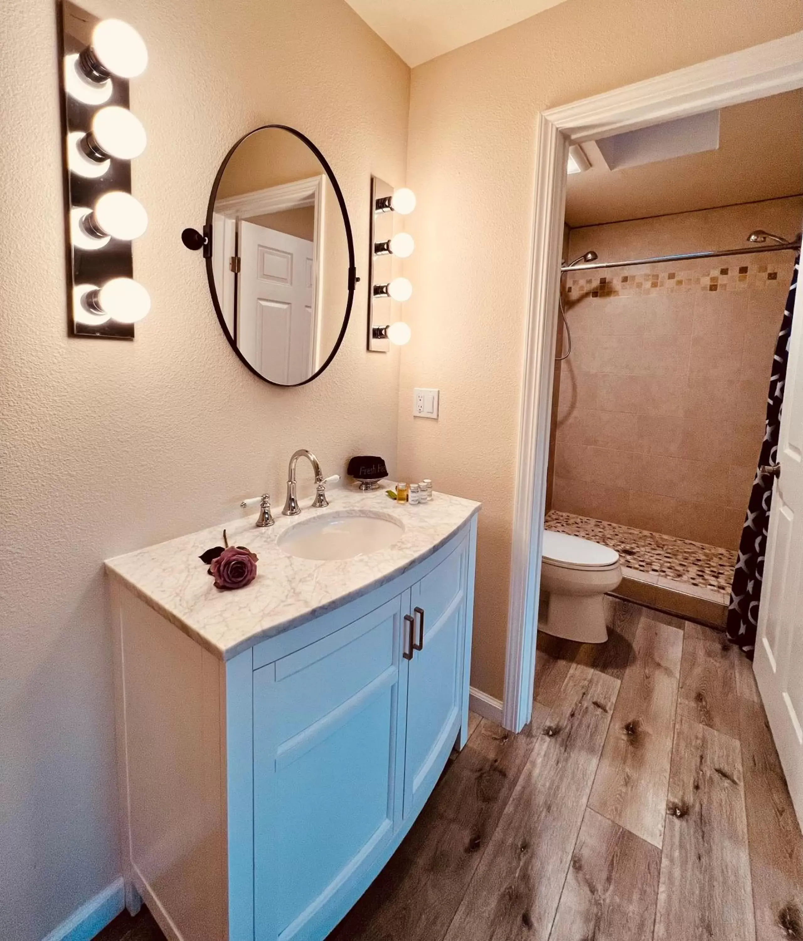 Bathroom in West Sonoma Inn & Spa