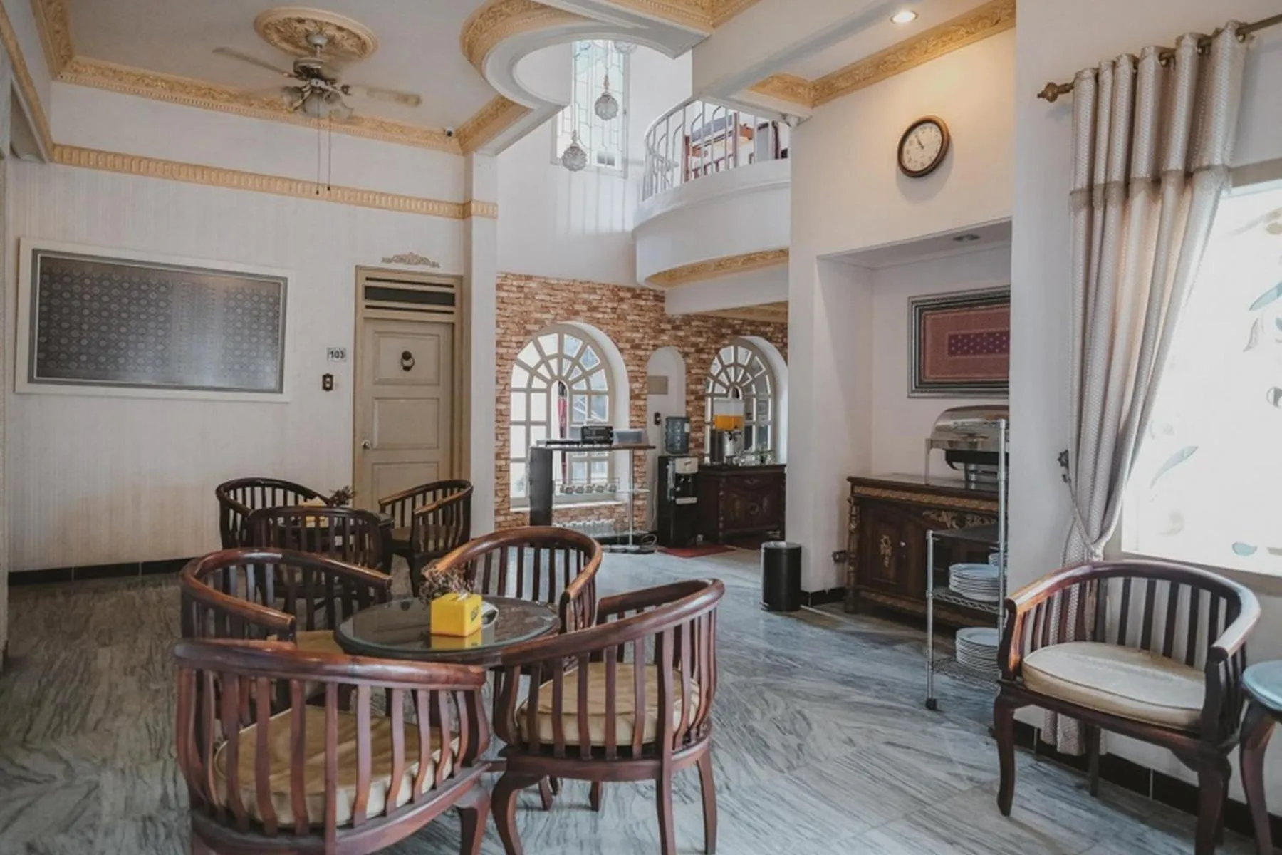 Restaurant/places to eat in RedDoorz Plus @ Tanjung Karang Lampung 2