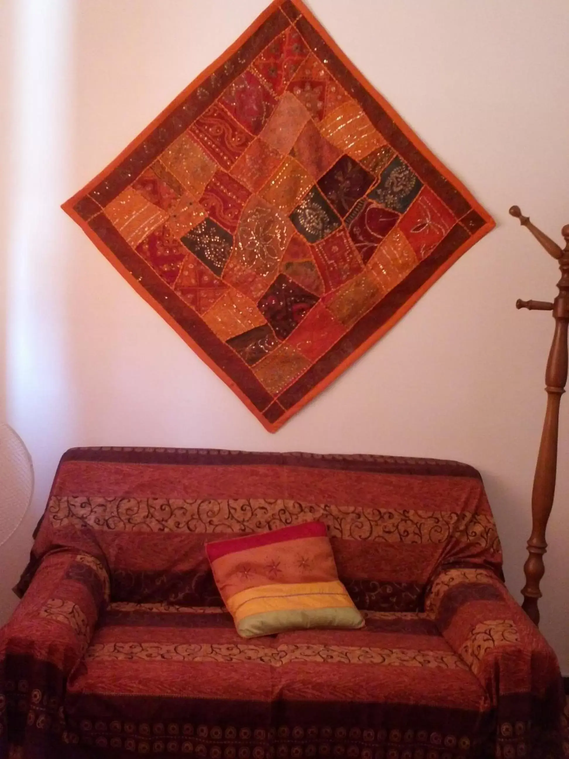 Decorative detail, Seating Area in B&B Arabesque