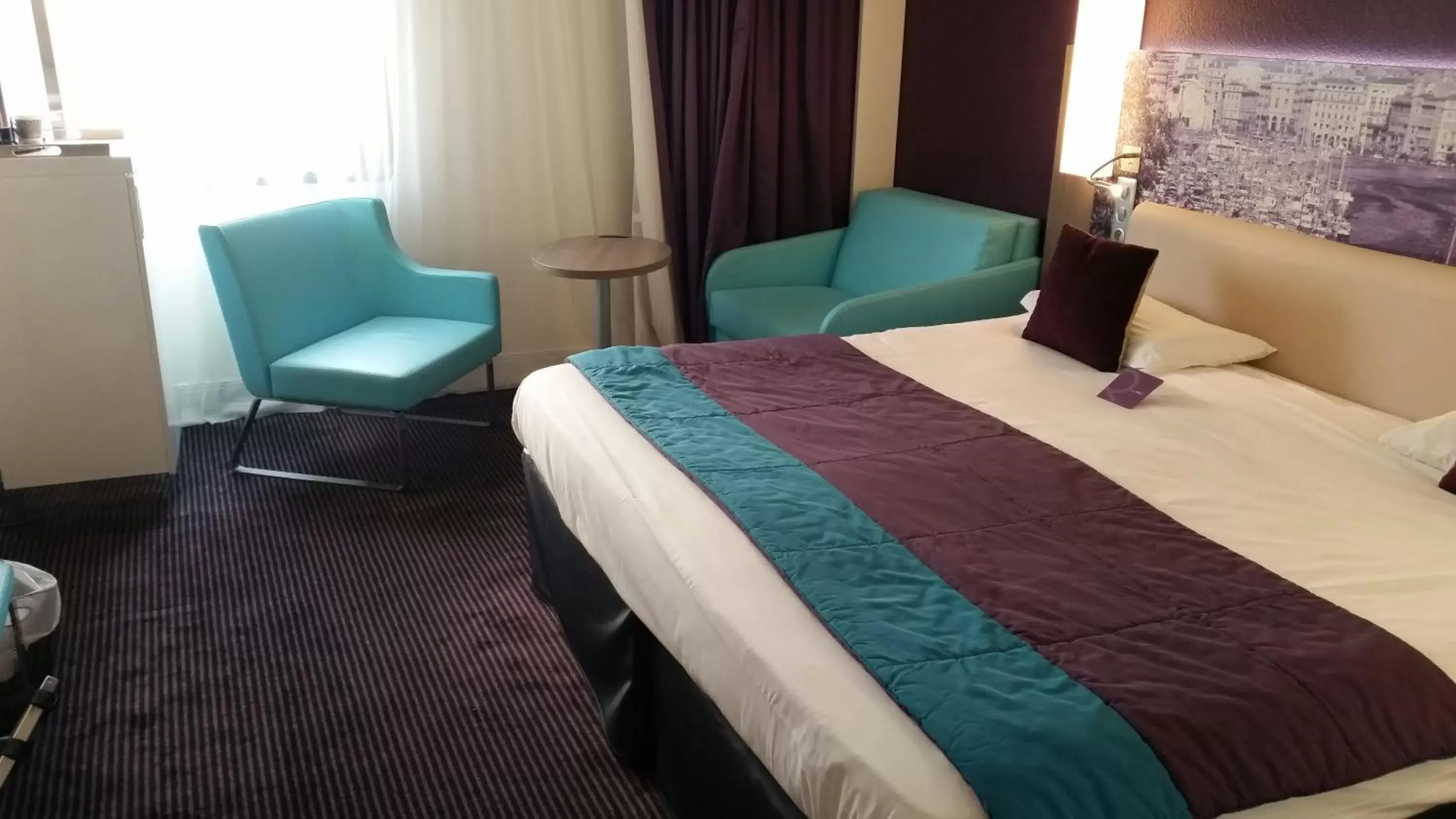 Superior King Room in Mercure Marseille Centre Vieux Port