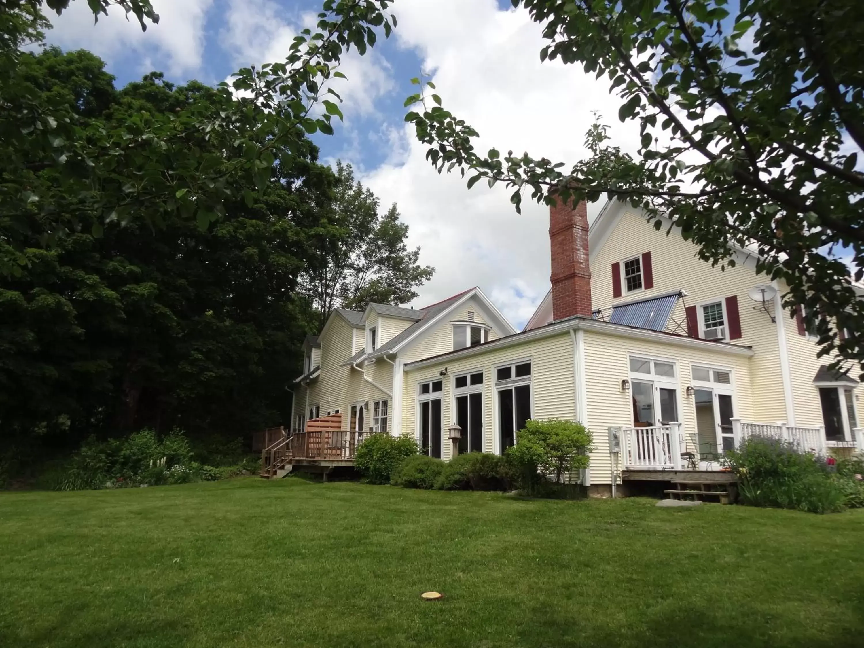 Facade/entrance, Property Building in Inn at Buck Hollow Farm