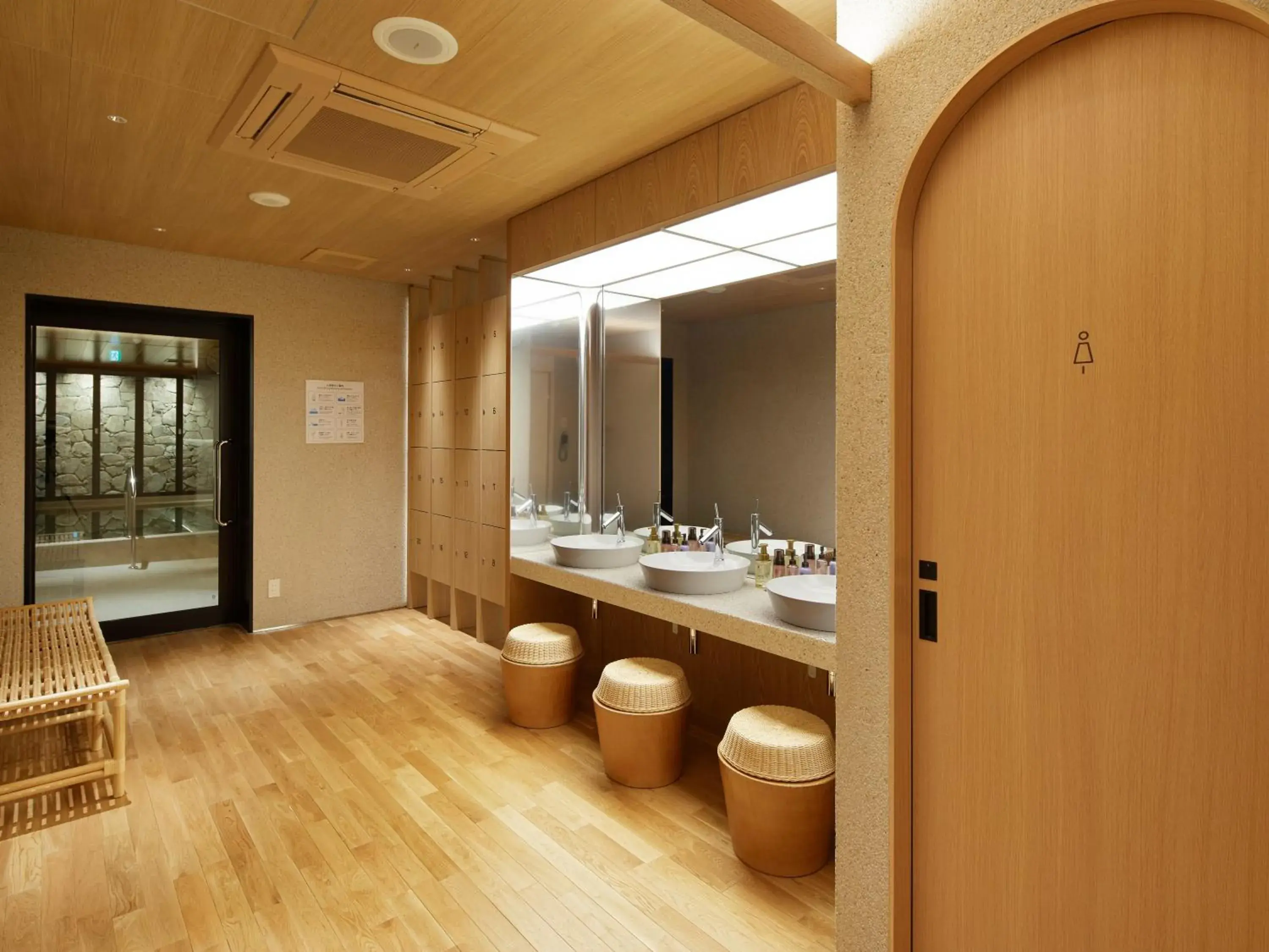 Bathroom in hotel androoms Kyoto Shichijo