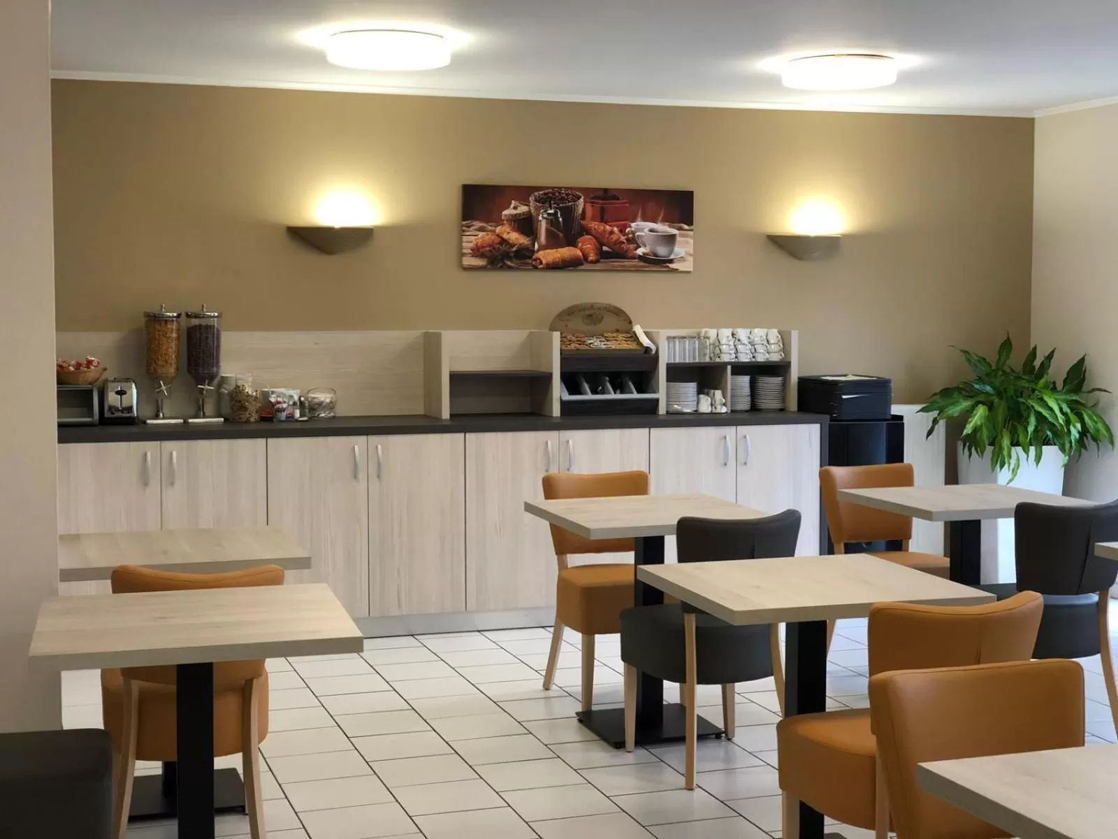 Buffet breakfast in Logis Hotel Altina