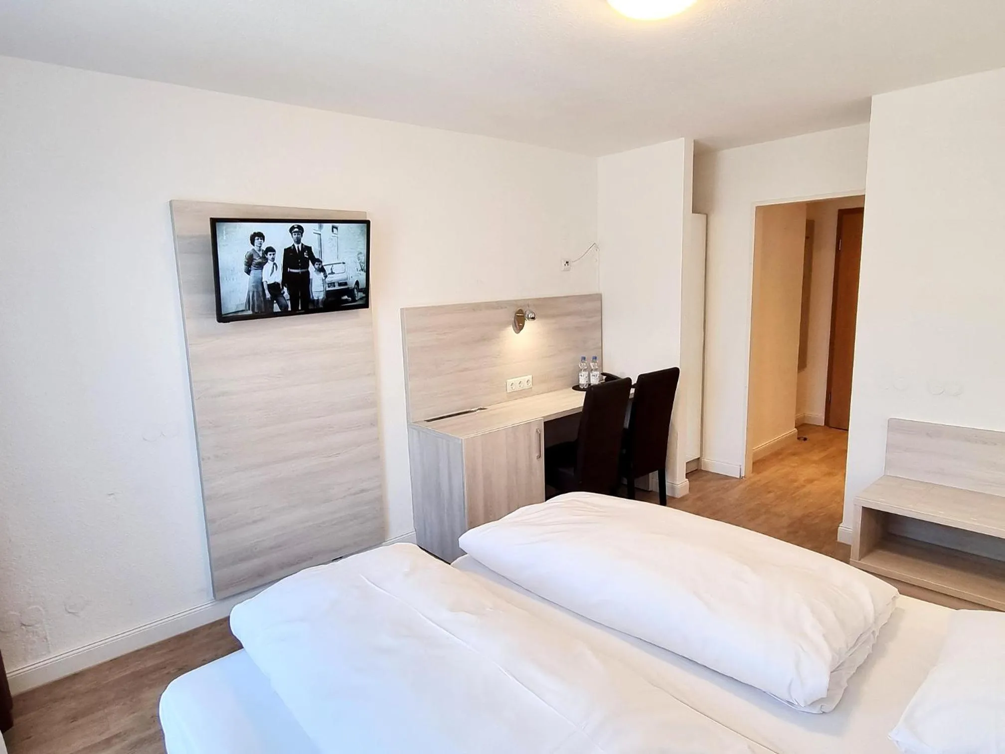 Bedroom, Bed in Adler Hotel Frankfurt