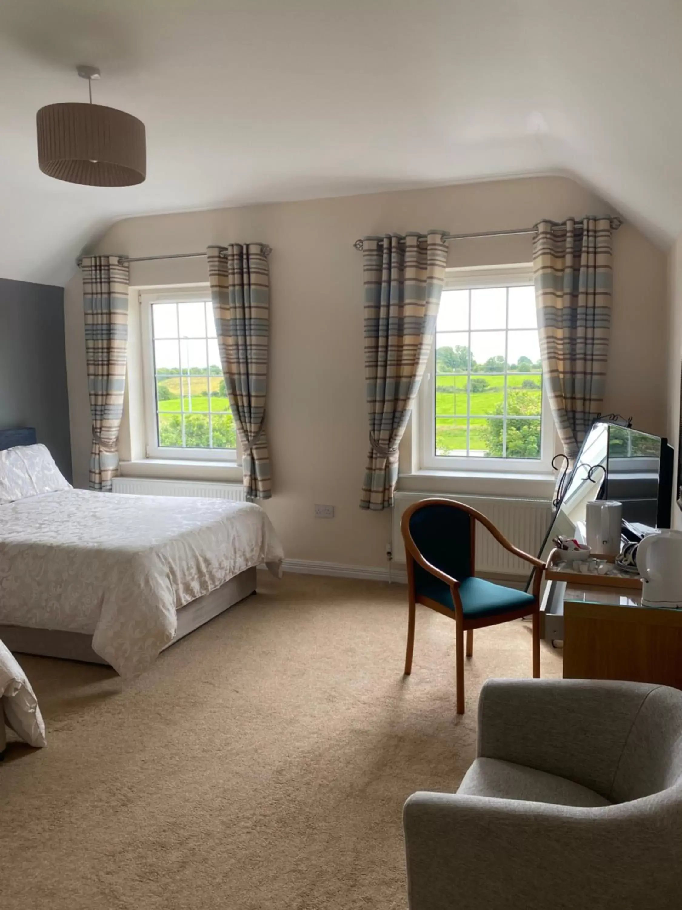 Seating Area in Seven Oaks B&B