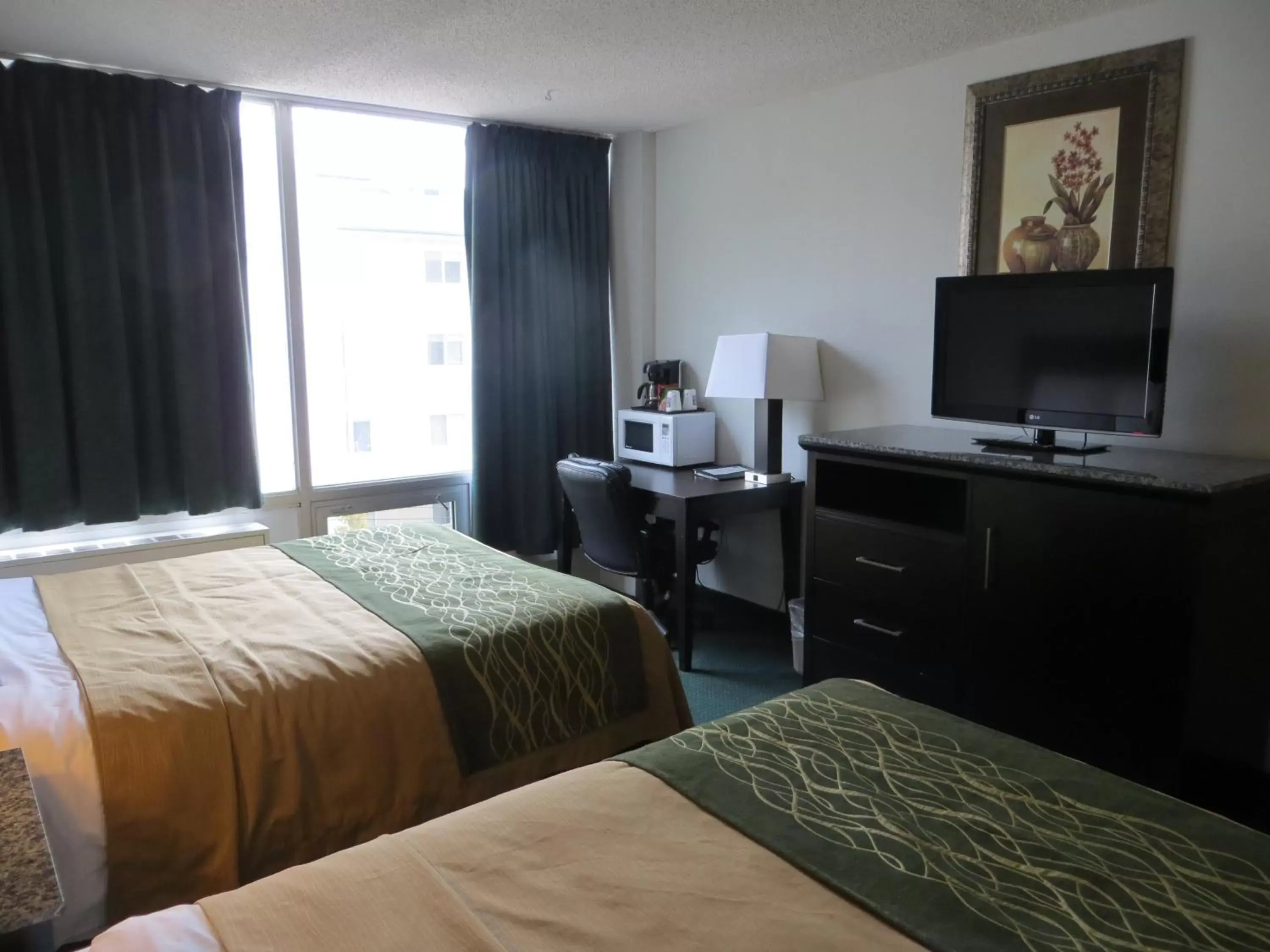 Double Room with Two Double Beds - Non-Smoking in Comfort Inn & Suites Downtown Edmonton