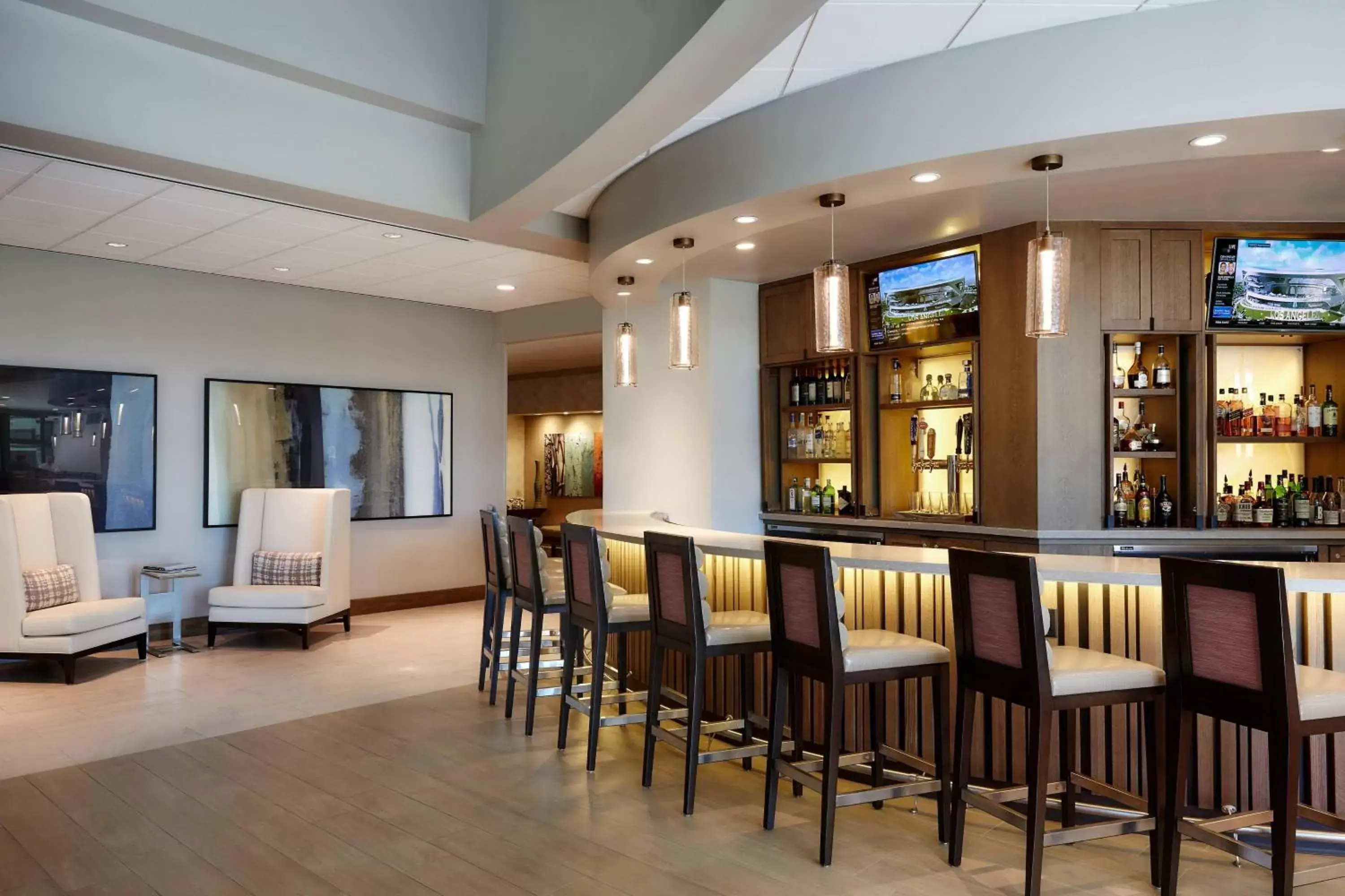 Lobby or reception, Lounge/Bar in Newport Beach Marriott Bayview