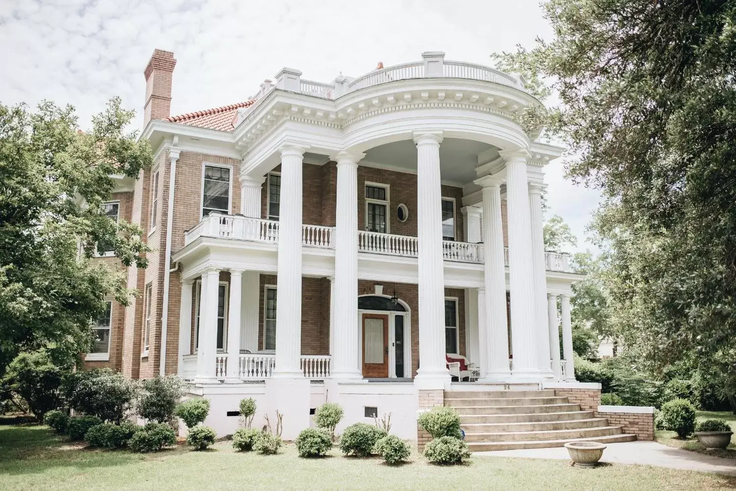 Property Building in 1912 Bed and Breakfast