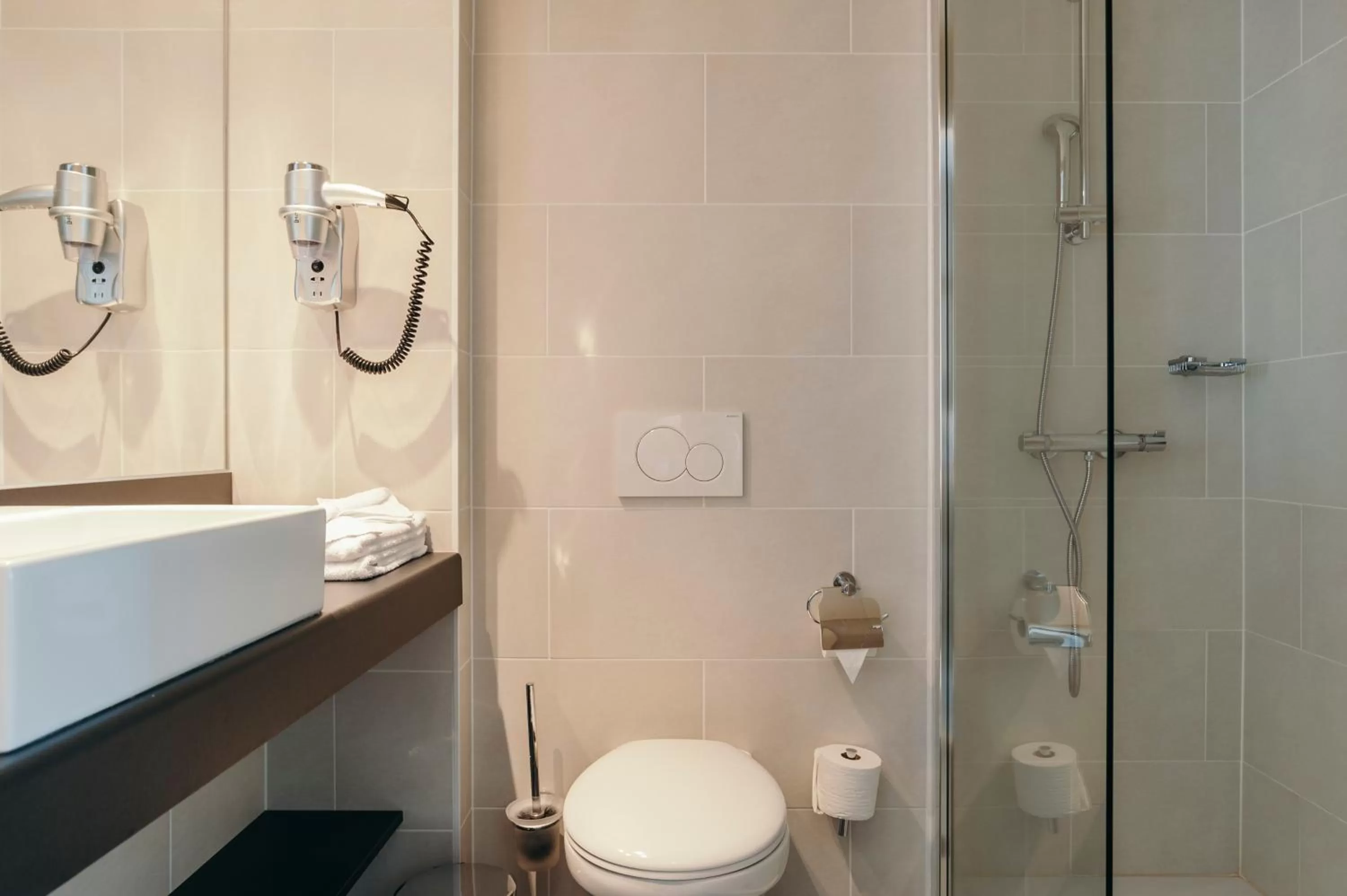 Bathroom in Leopold Hotel Oudenaarde