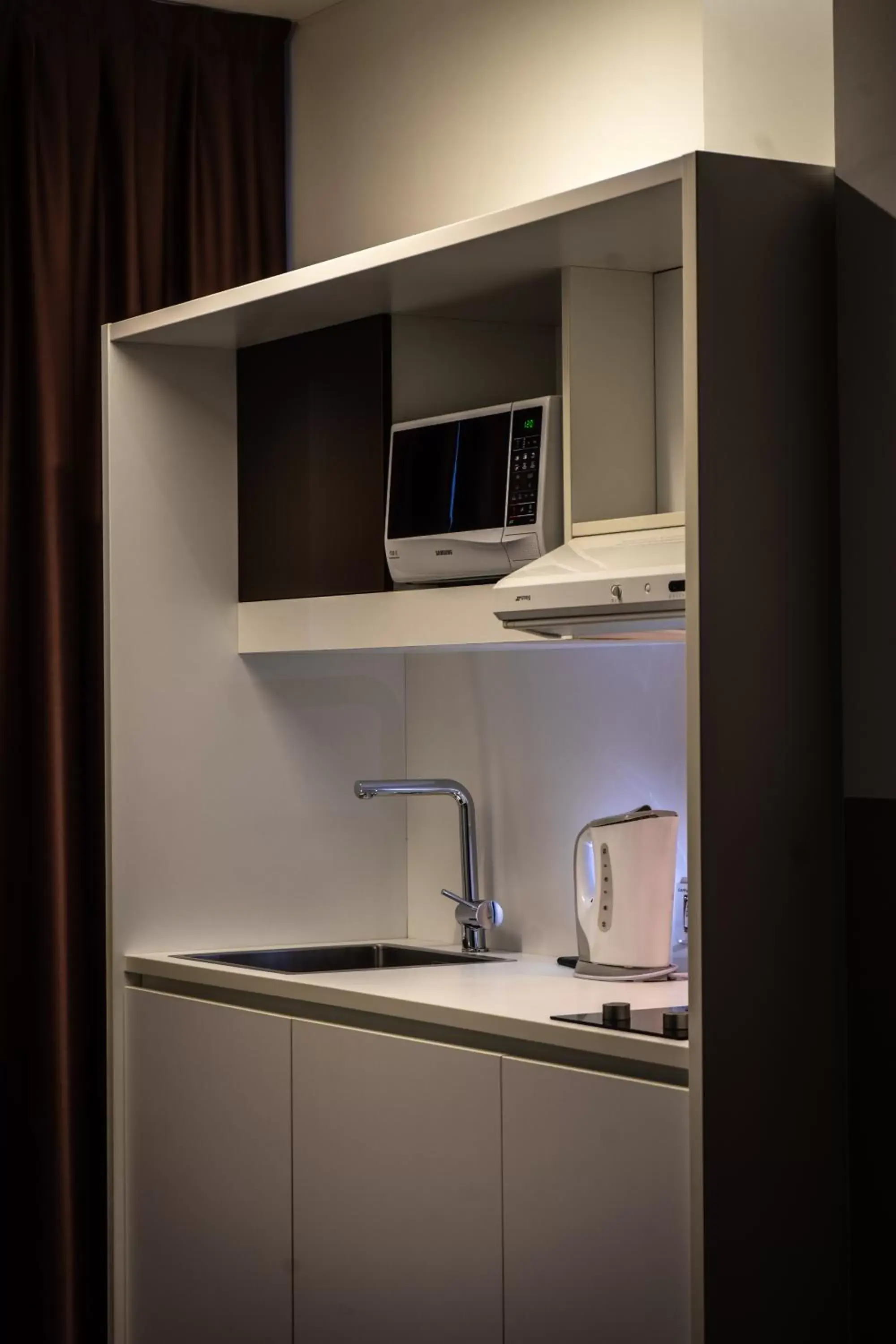 Kitchen or kitchenette, Kitchen/Kitchenette in 57 Reshotel Orio