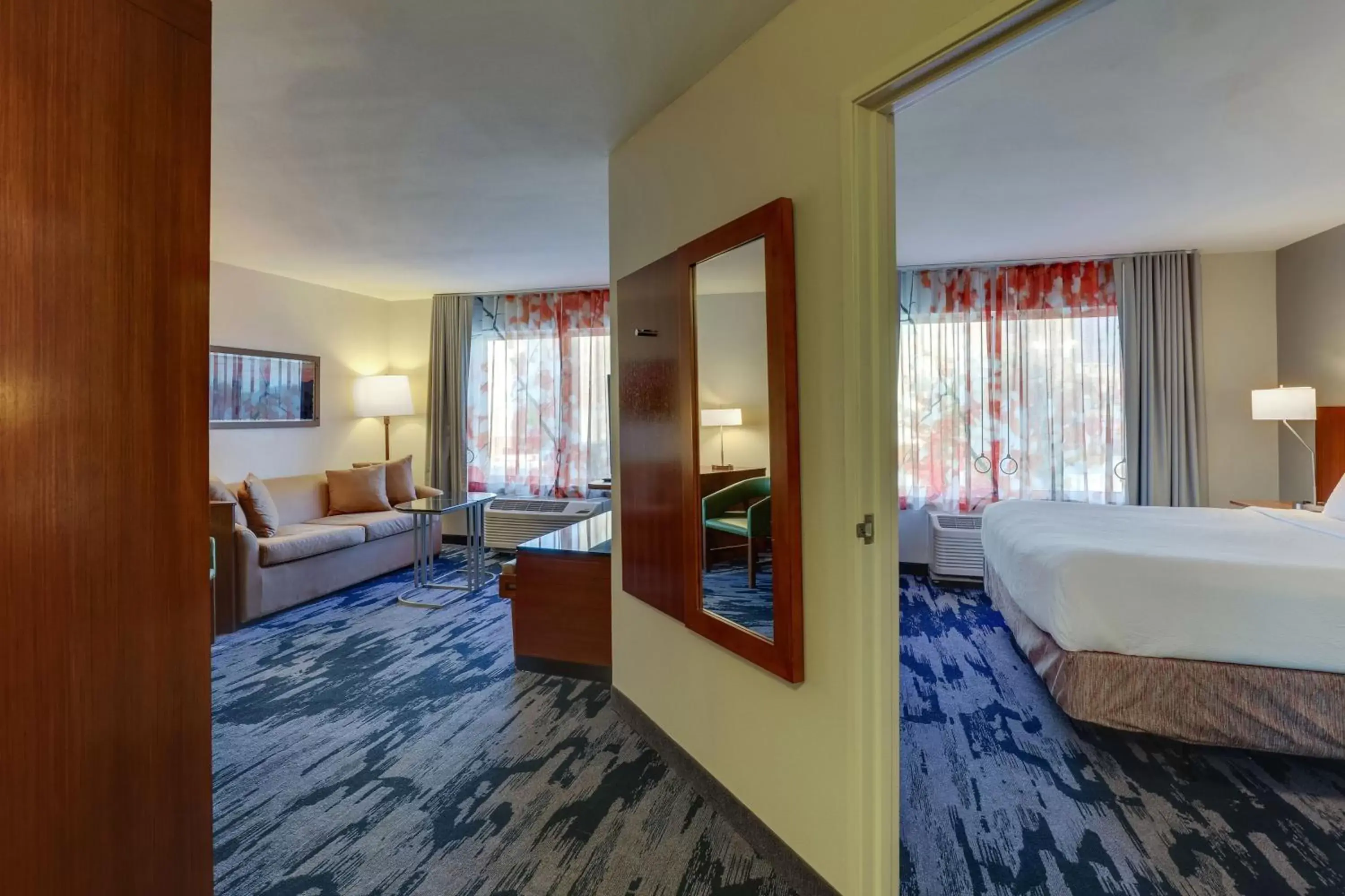 Photo of the whole room, Bed in Fairfield Inn & Suites by Marriott Fort Worth I-30 West Near NAS JRB