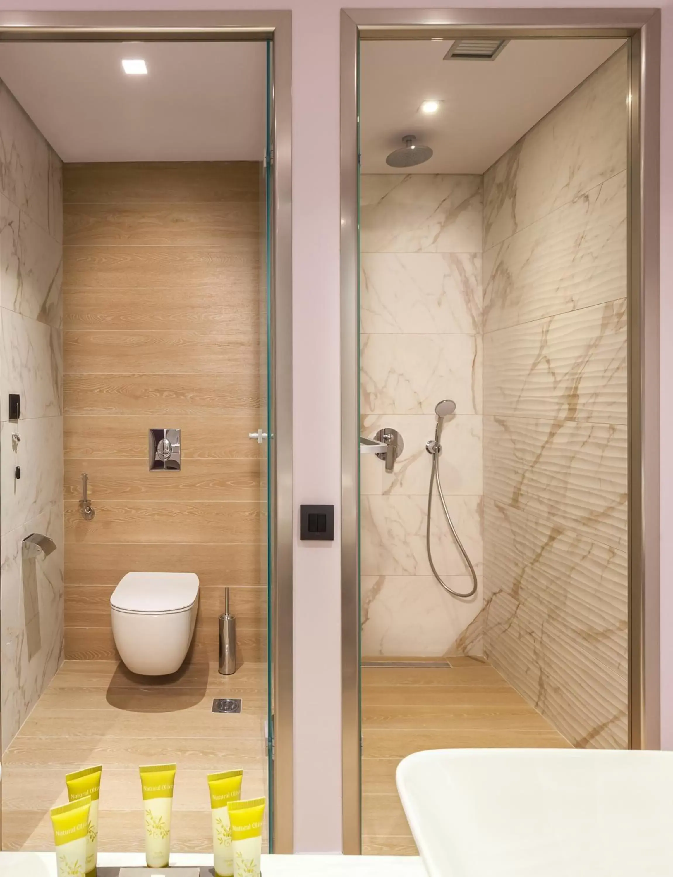 Shower, Bathroom in Blue Lagoon City Hotel