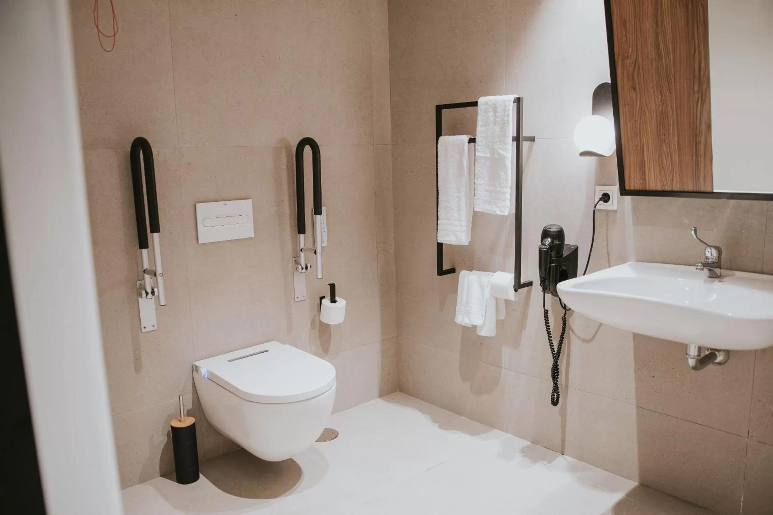 Bathroom in Catalina Plaza Hotel Sostenible