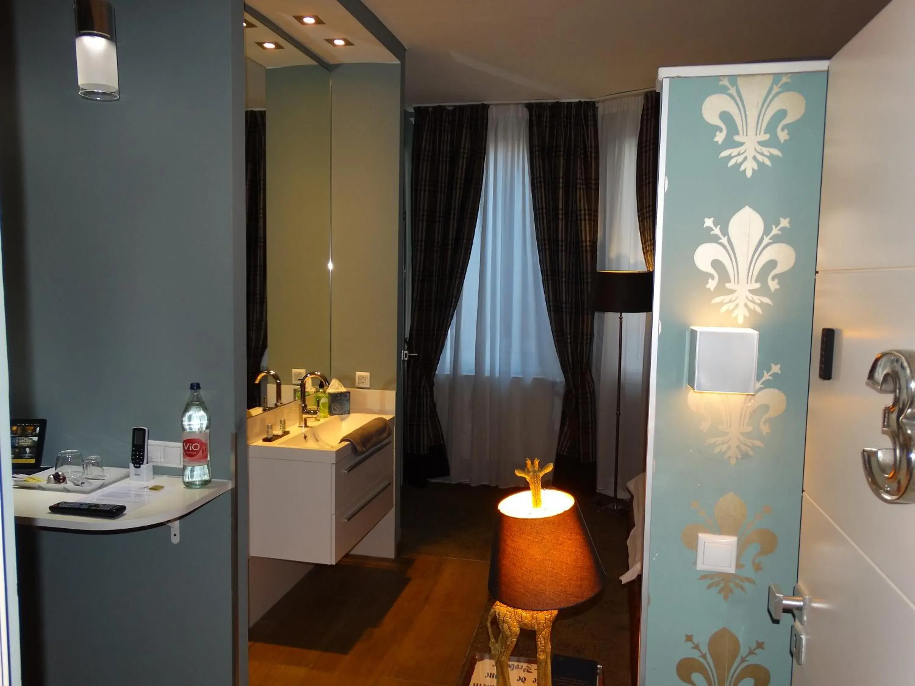 Photo of the whole room, Bathroom in Boutique-Hotel GEORGES