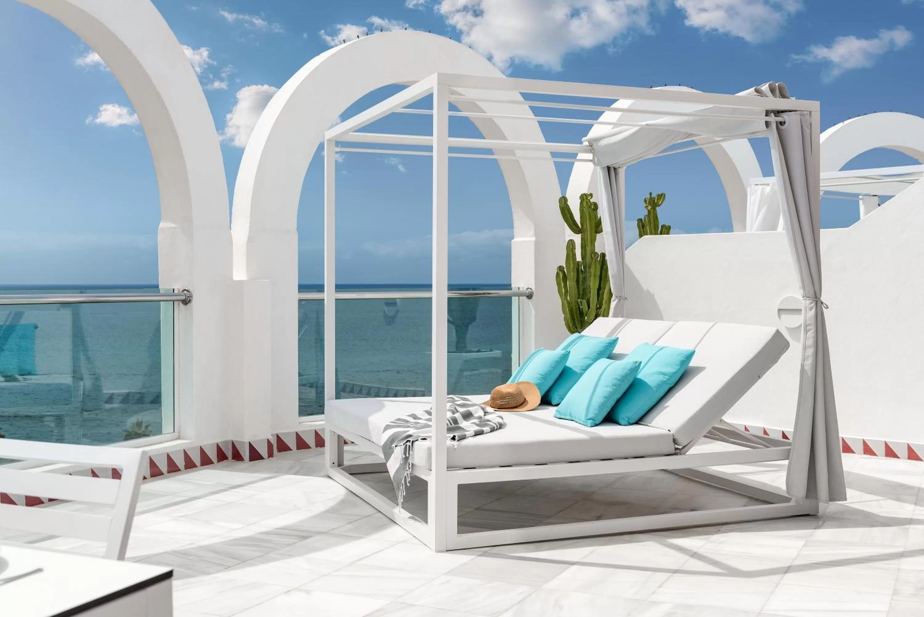 Two-Bedroom Rooftop with Ocean View  in Parque Santiago IV Official