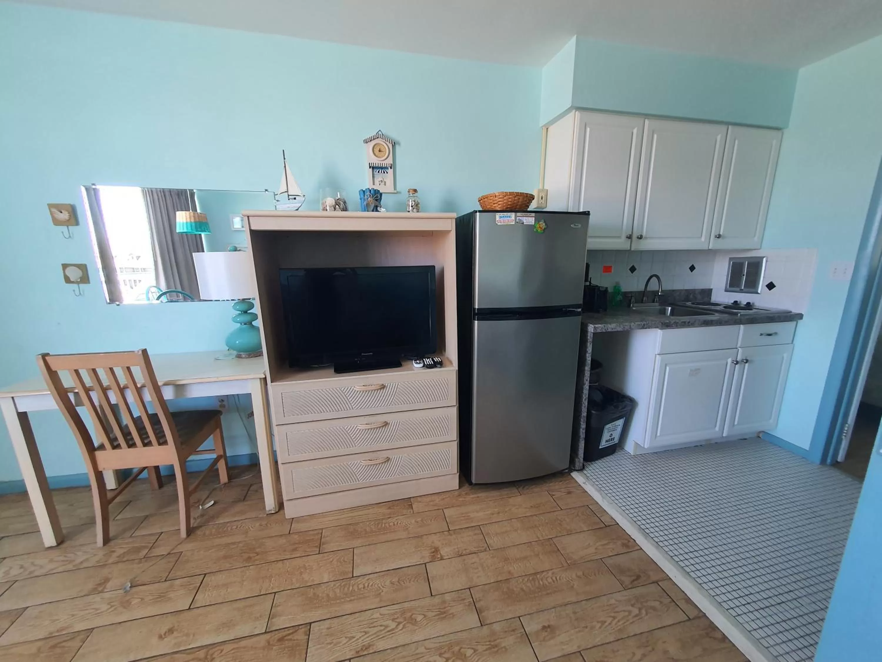 Kitchen/Kitchenette in Cara Mara Resort