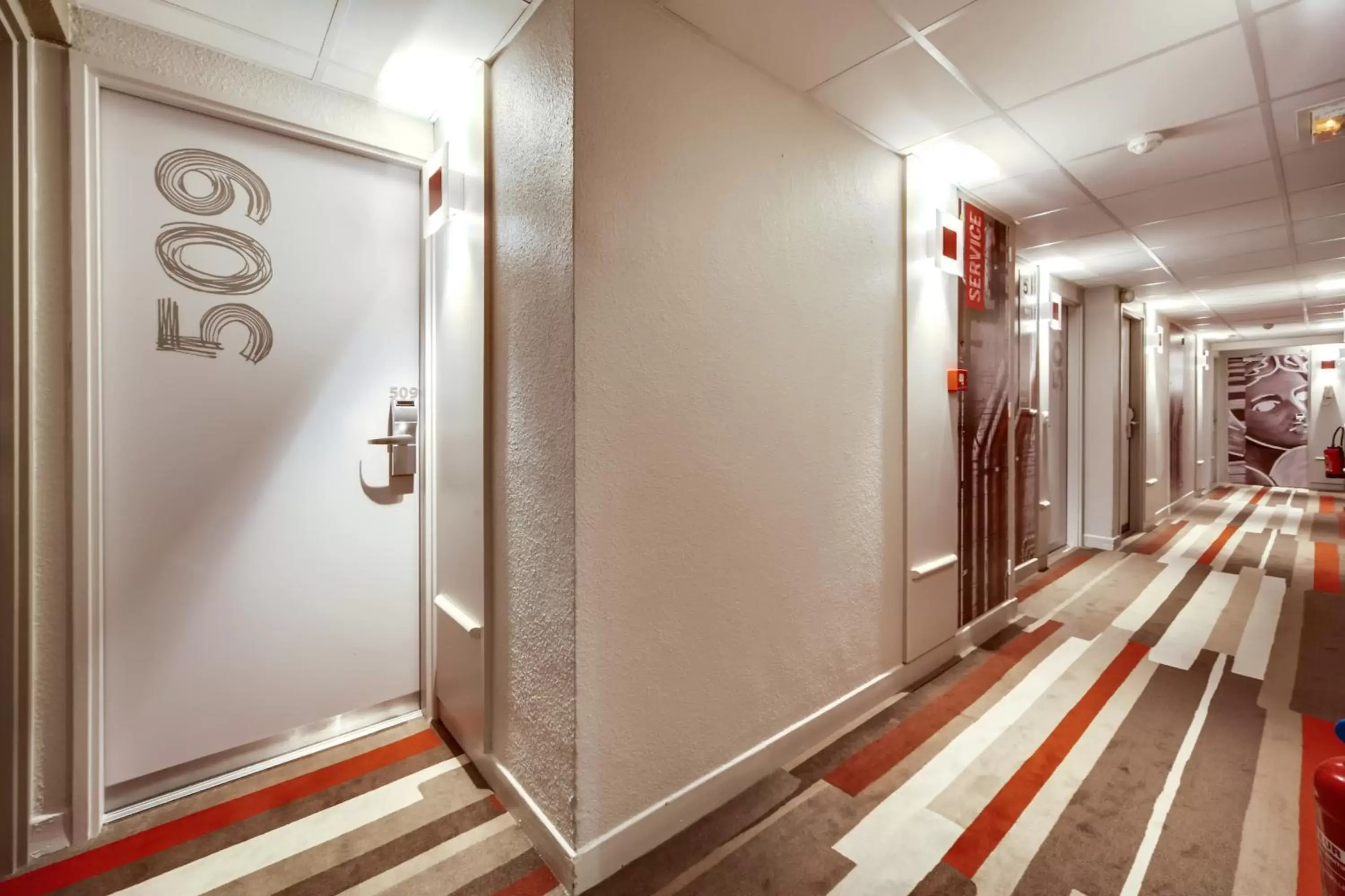 Property building, Bathroom in ibis Orleans Centre Gare