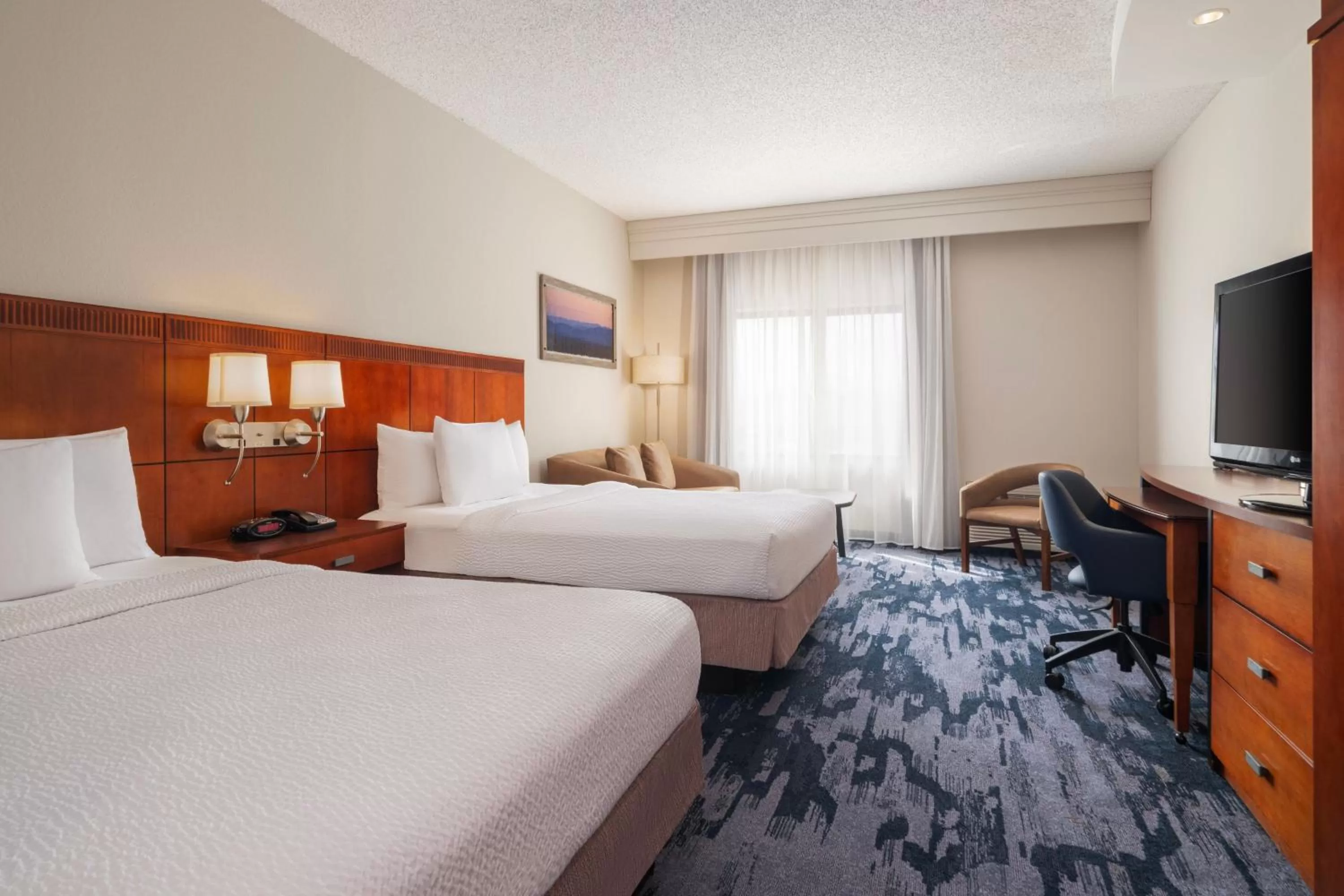 Photo of the whole room, Bed in Fairfield Inn & Suites Orlando Ocoee
