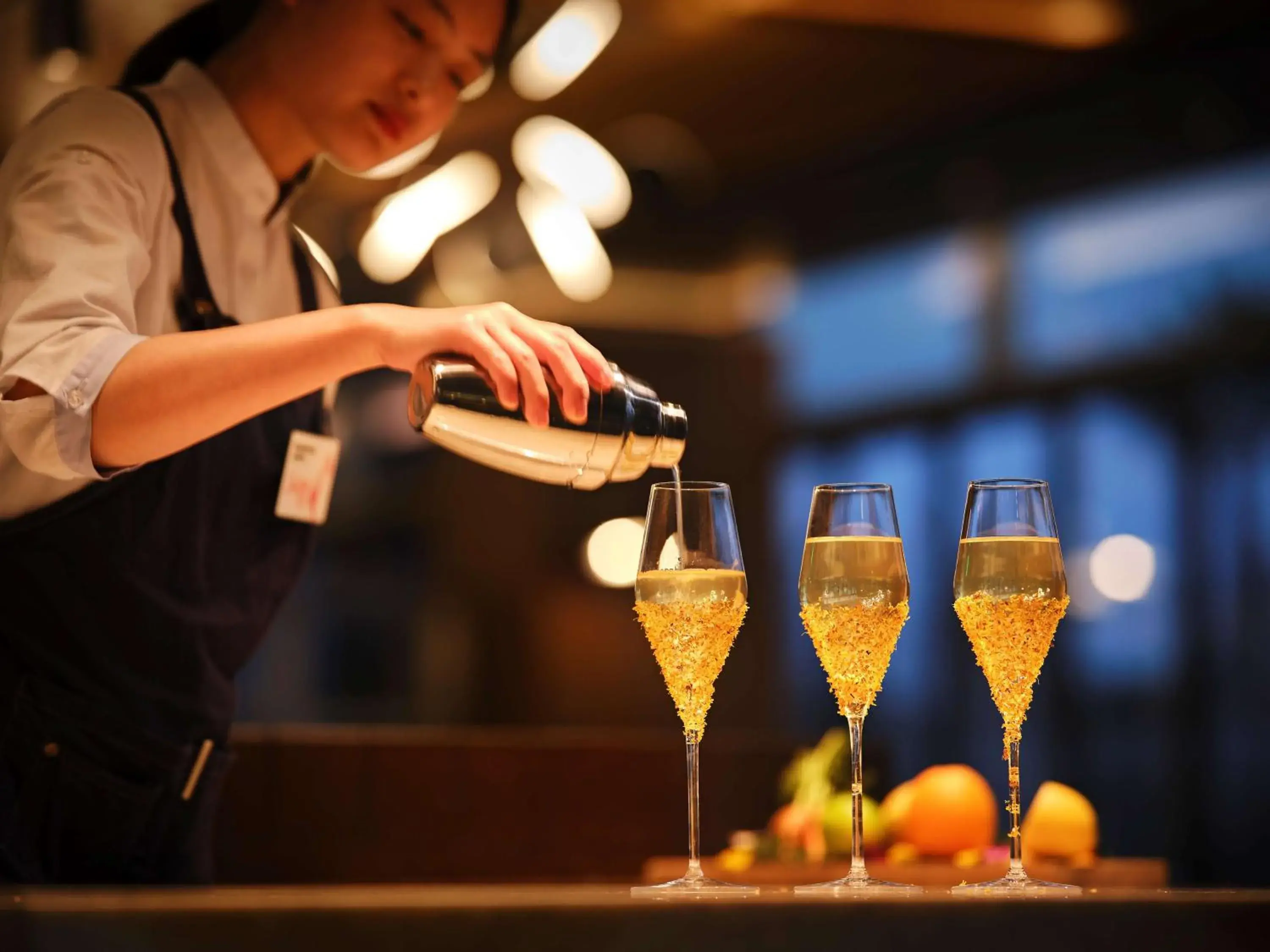 Lounge or bar in Canopy By Hilton Hangzhou Jinsha Lake Lounge or bar in Canopy By Hilton Hangzhou Jinsha Lake