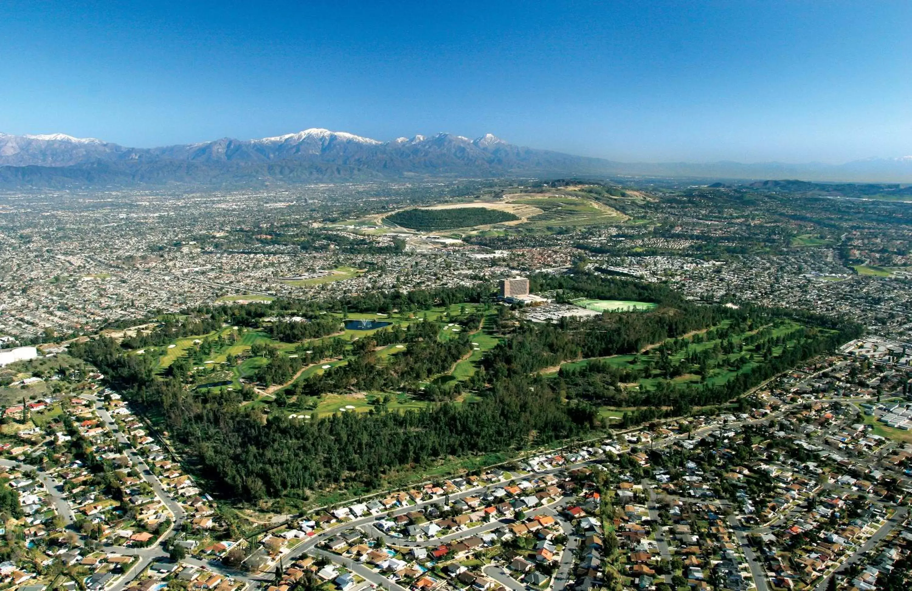 Bird's eye view, Bird's-eye View in Pacific Palms Resort