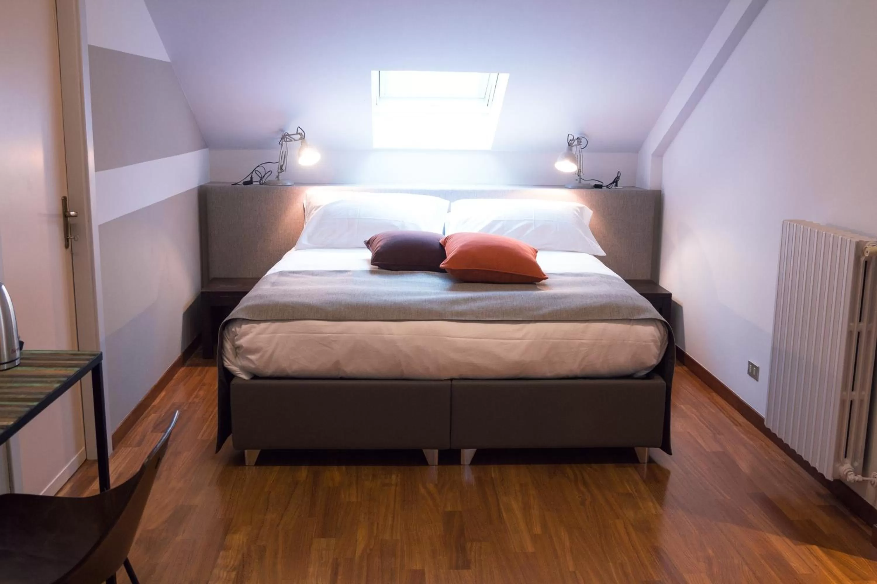 Decorative detail, Bed in Casa Agnese