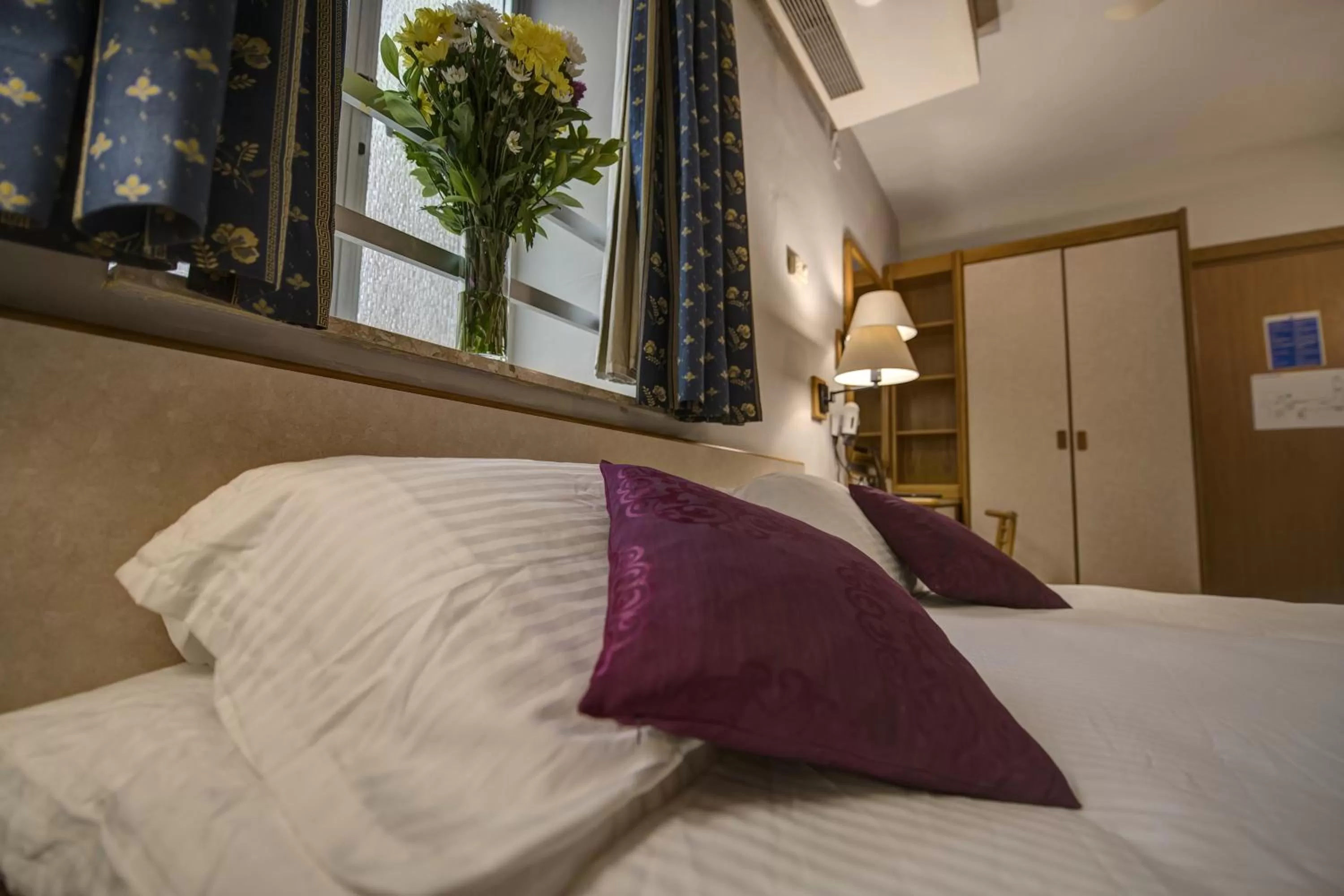 Decorative detail, Bed in Sliema Chalet Hotel