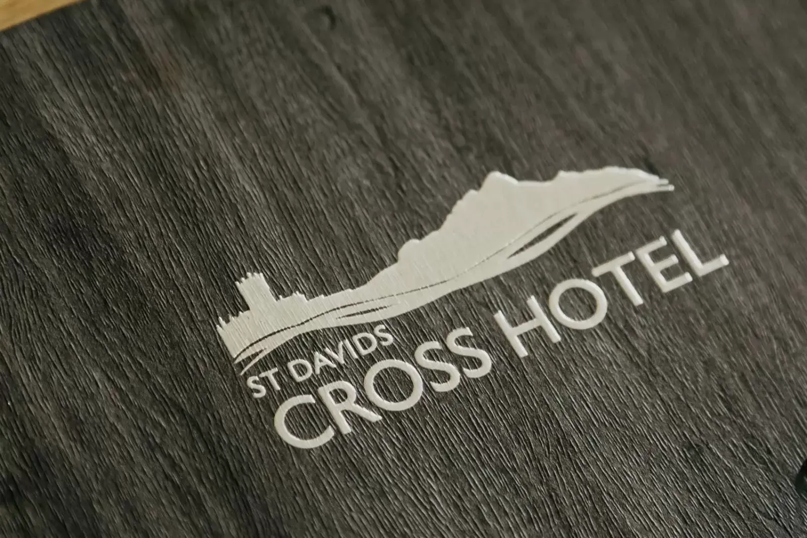 Logo/Certificate/Sign in St. Davids Cross Hotel