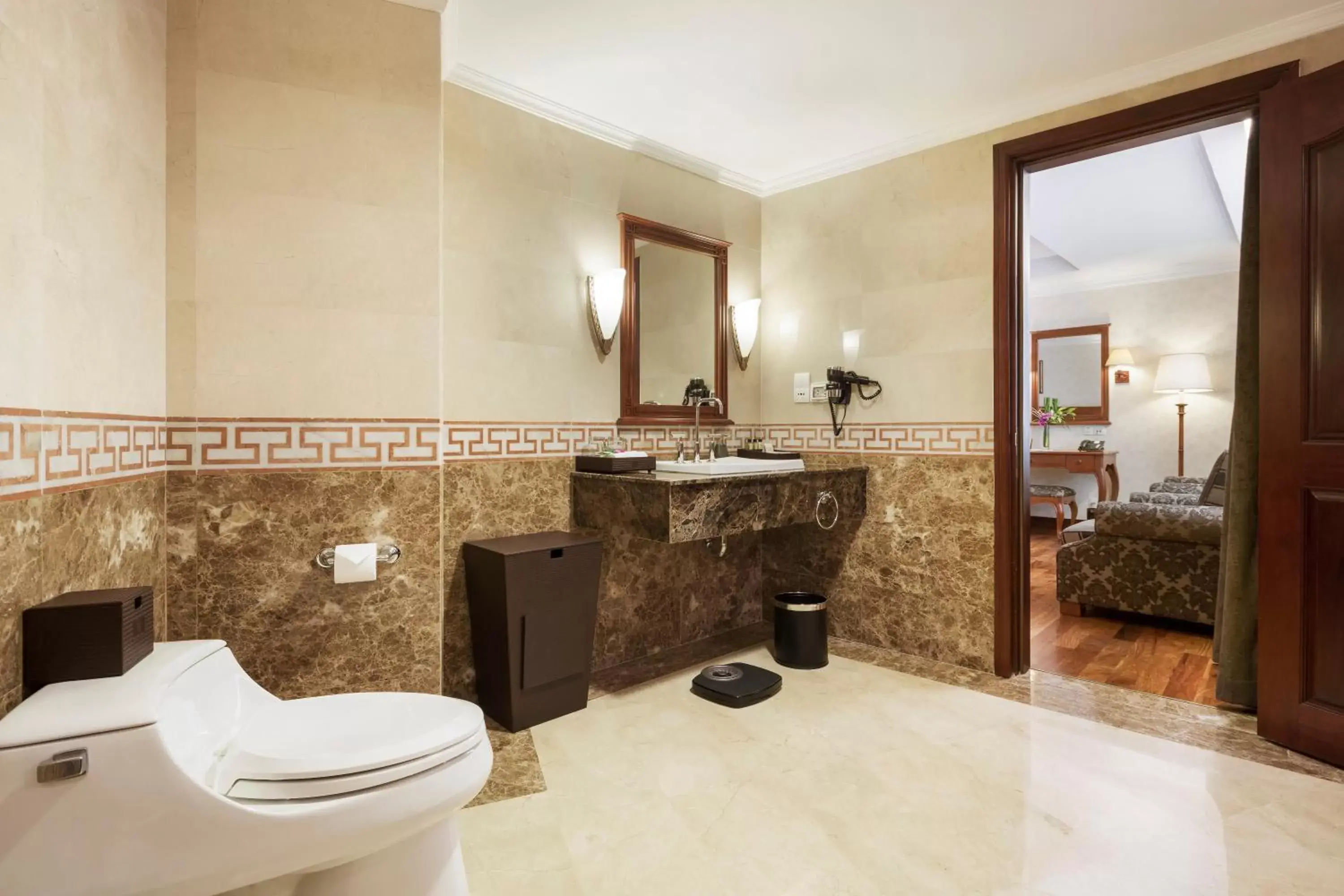 Bathroom in Rex Hotel