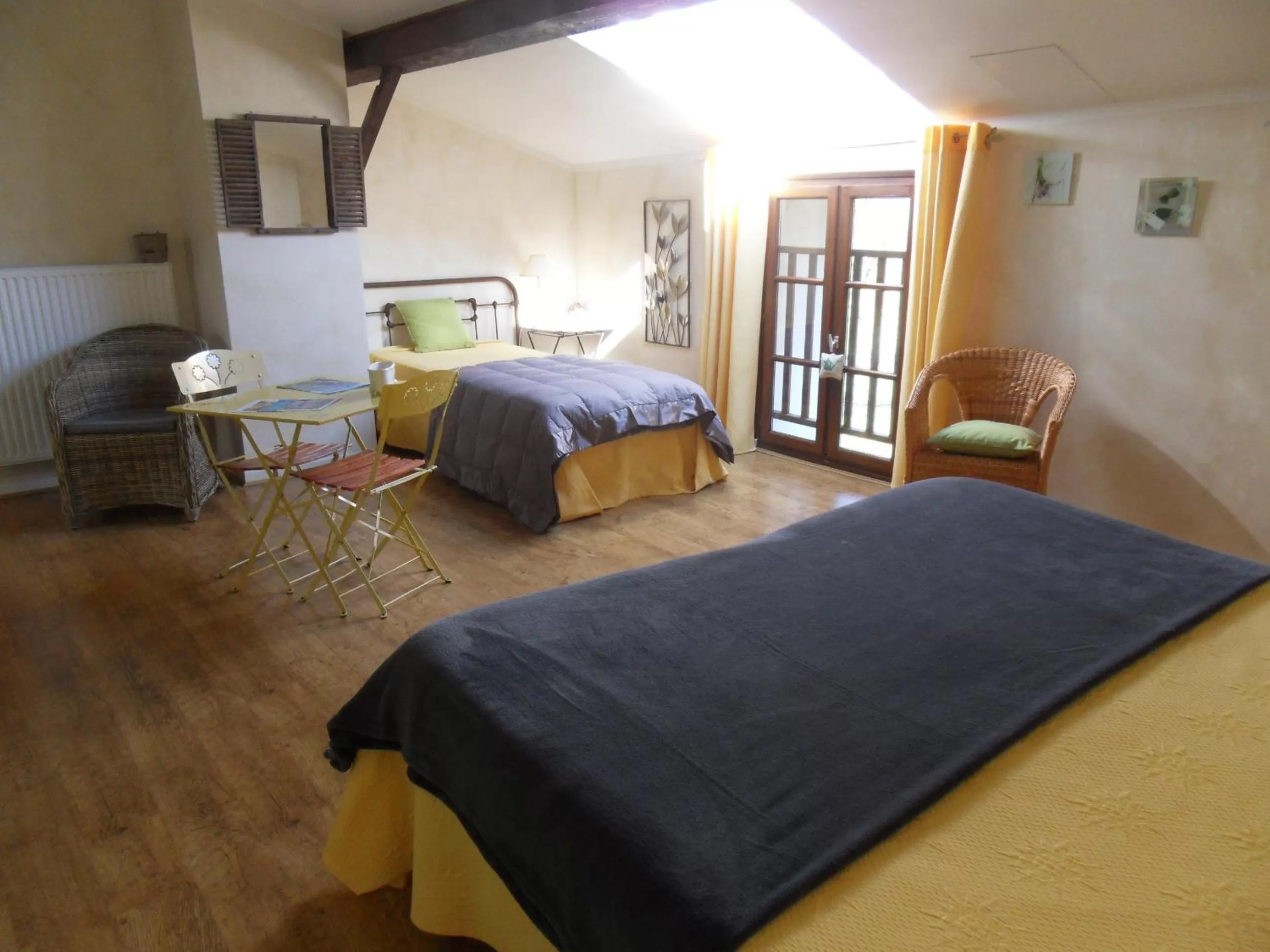 Bedroom, Bed in L'Estapade des Tourelons