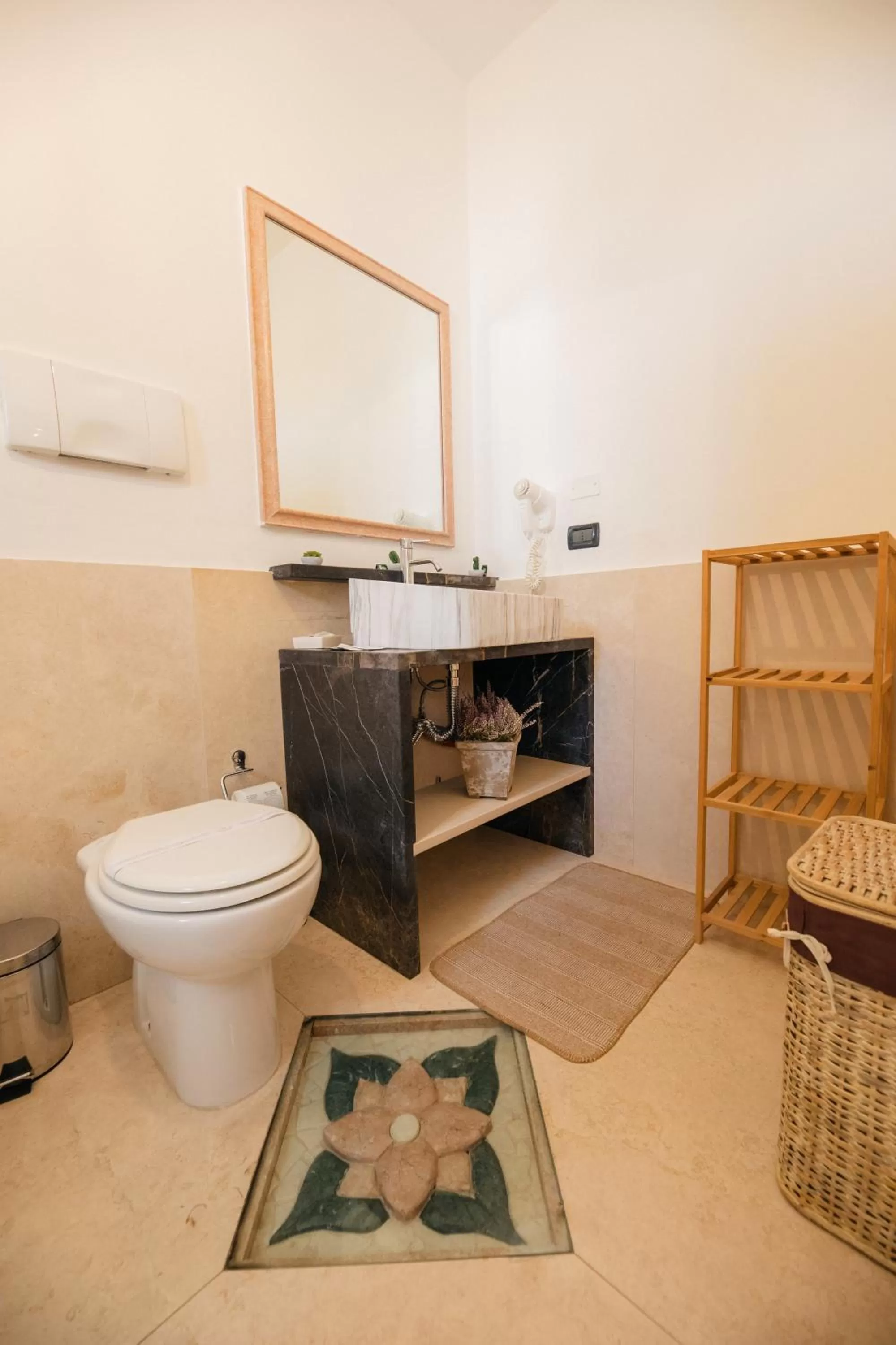 Le Stanze Di Brando E Nico