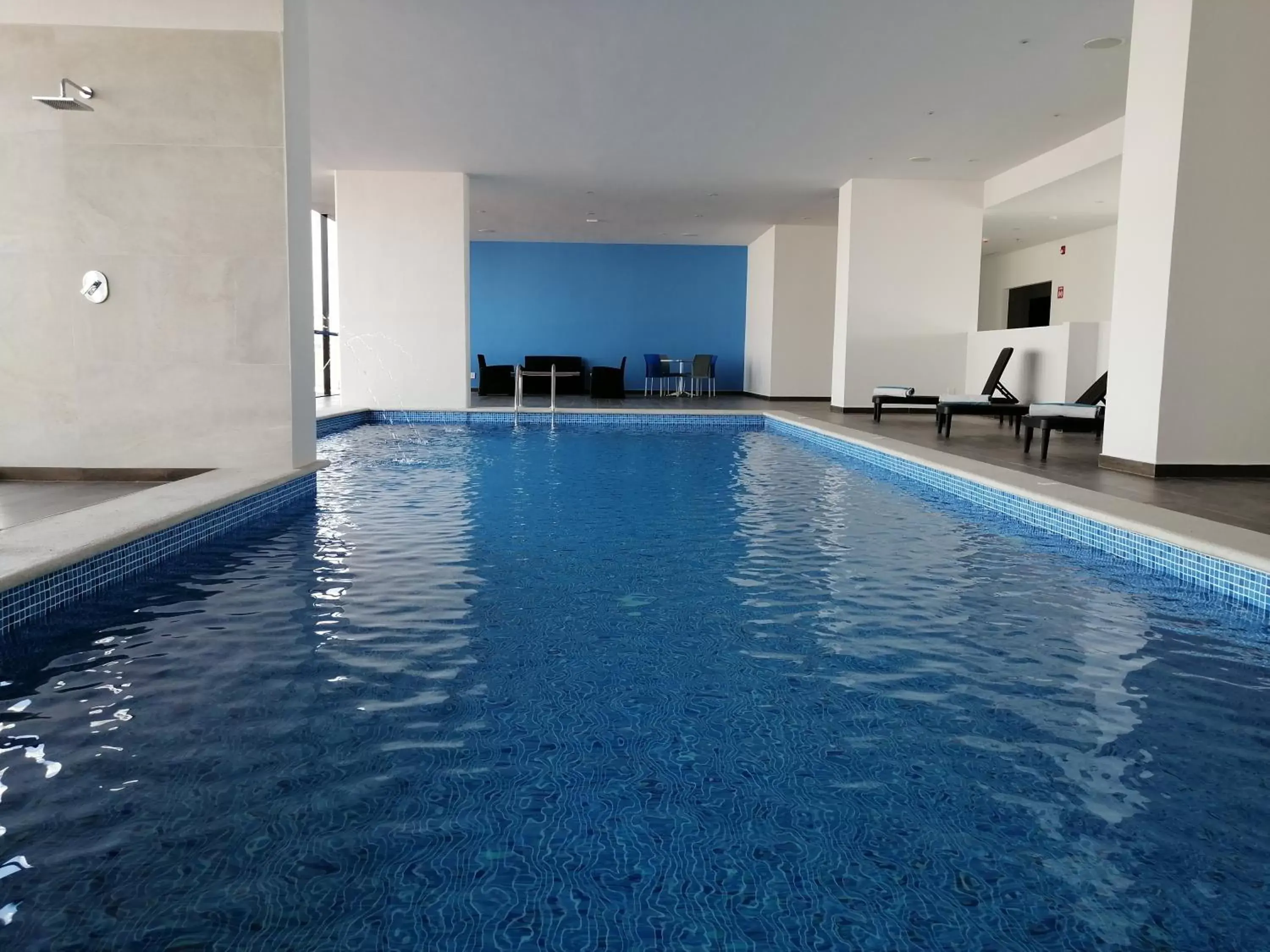 Swimming pool in Wyndham Puebla Angelopolis Swimming pool in Wyndham Puebla Angelopolis