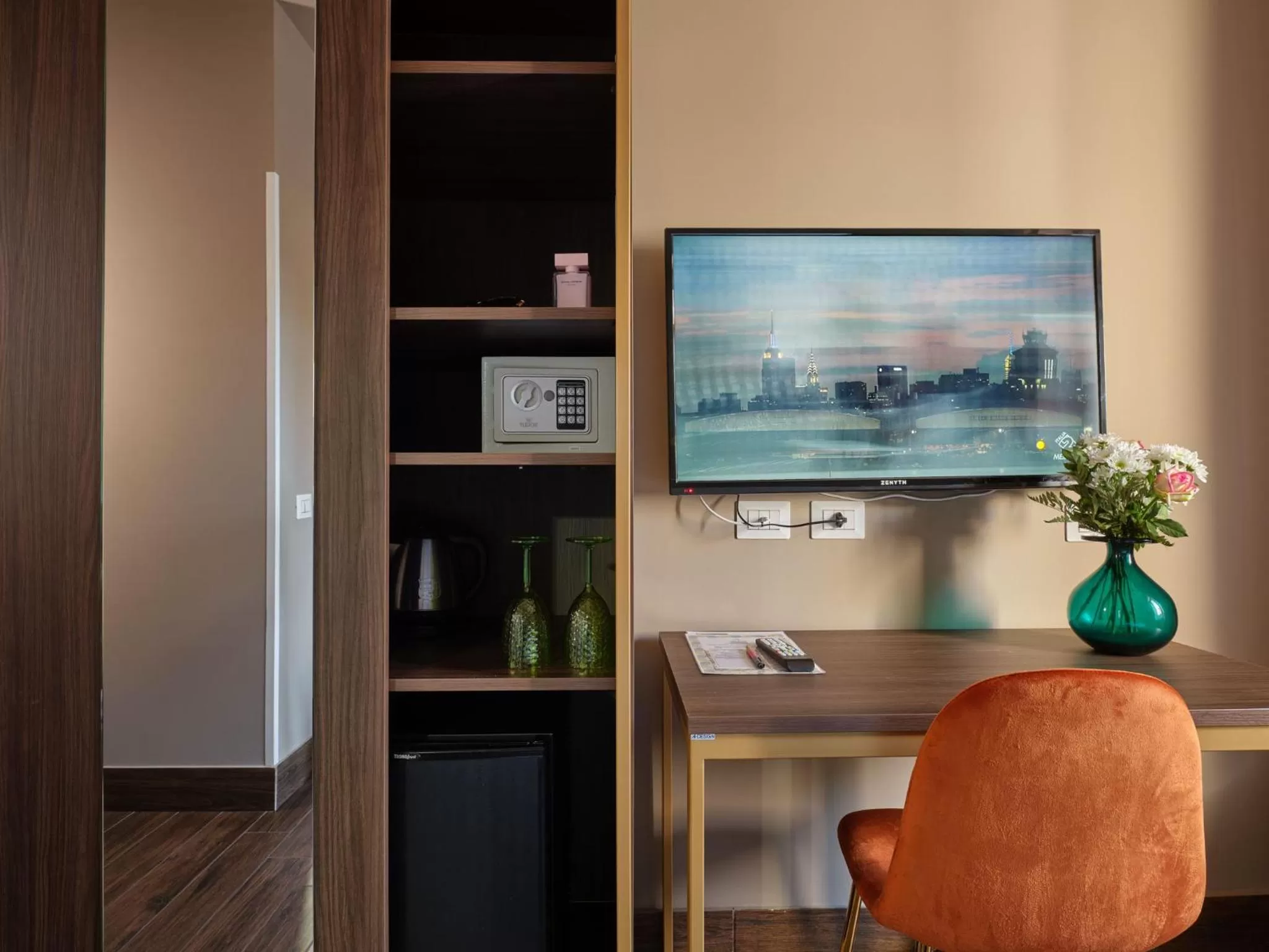 TV and multimedia in Hotel Giulietta