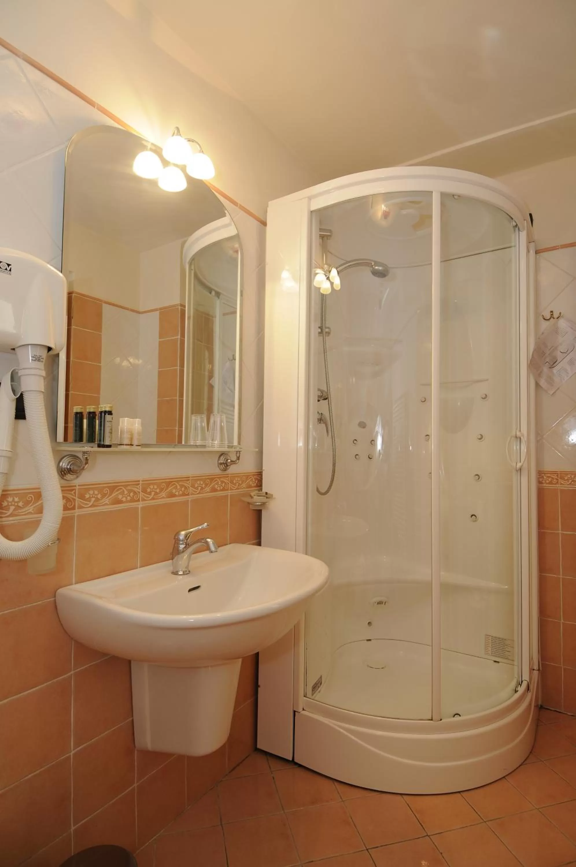 Bathroom in A Palazzo Busdraghi Residenza D'Epoca