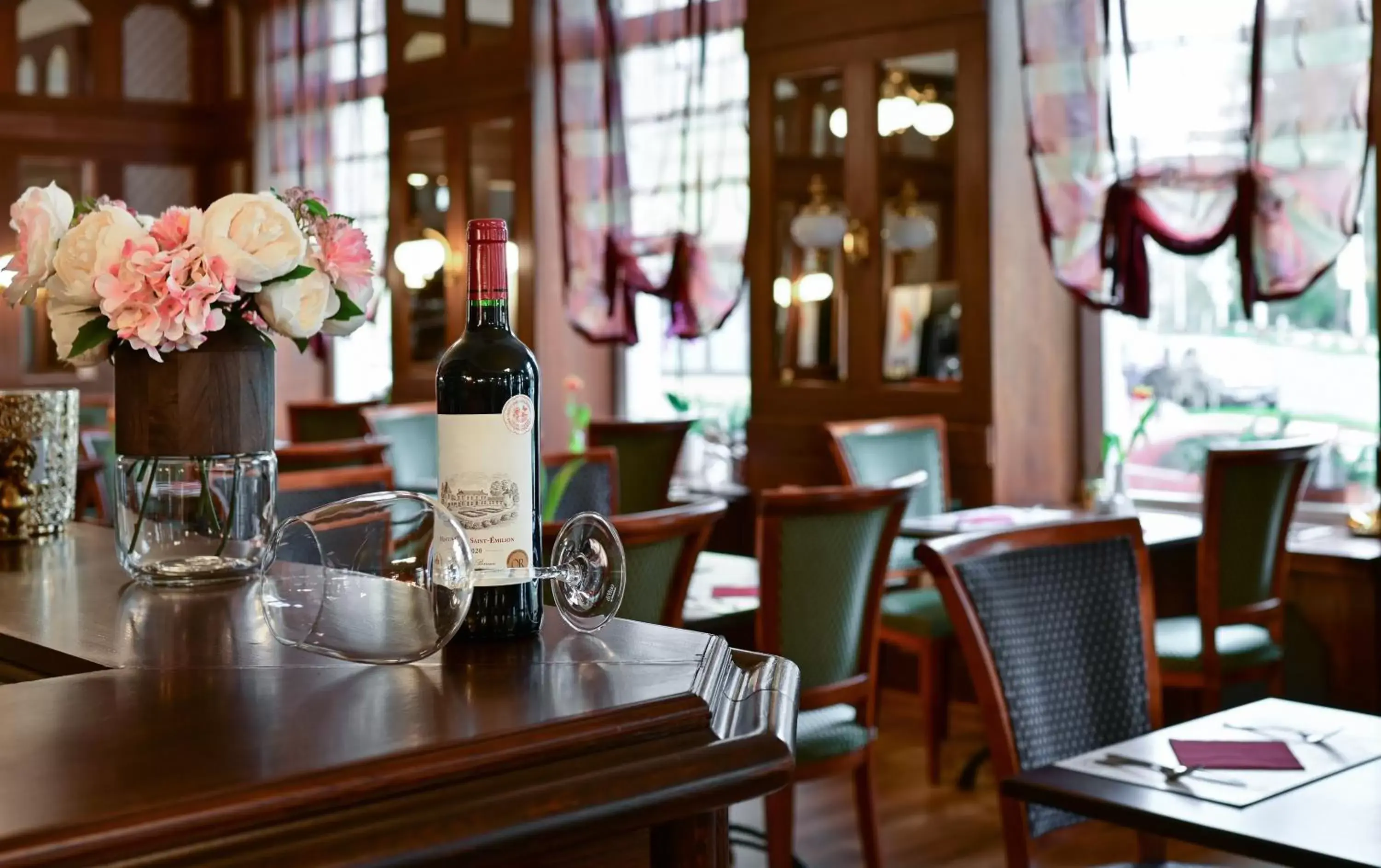 Restaurant/places to eat in Spa Hotel Continental Restaurant/places to eat in Spa Hotel Continental