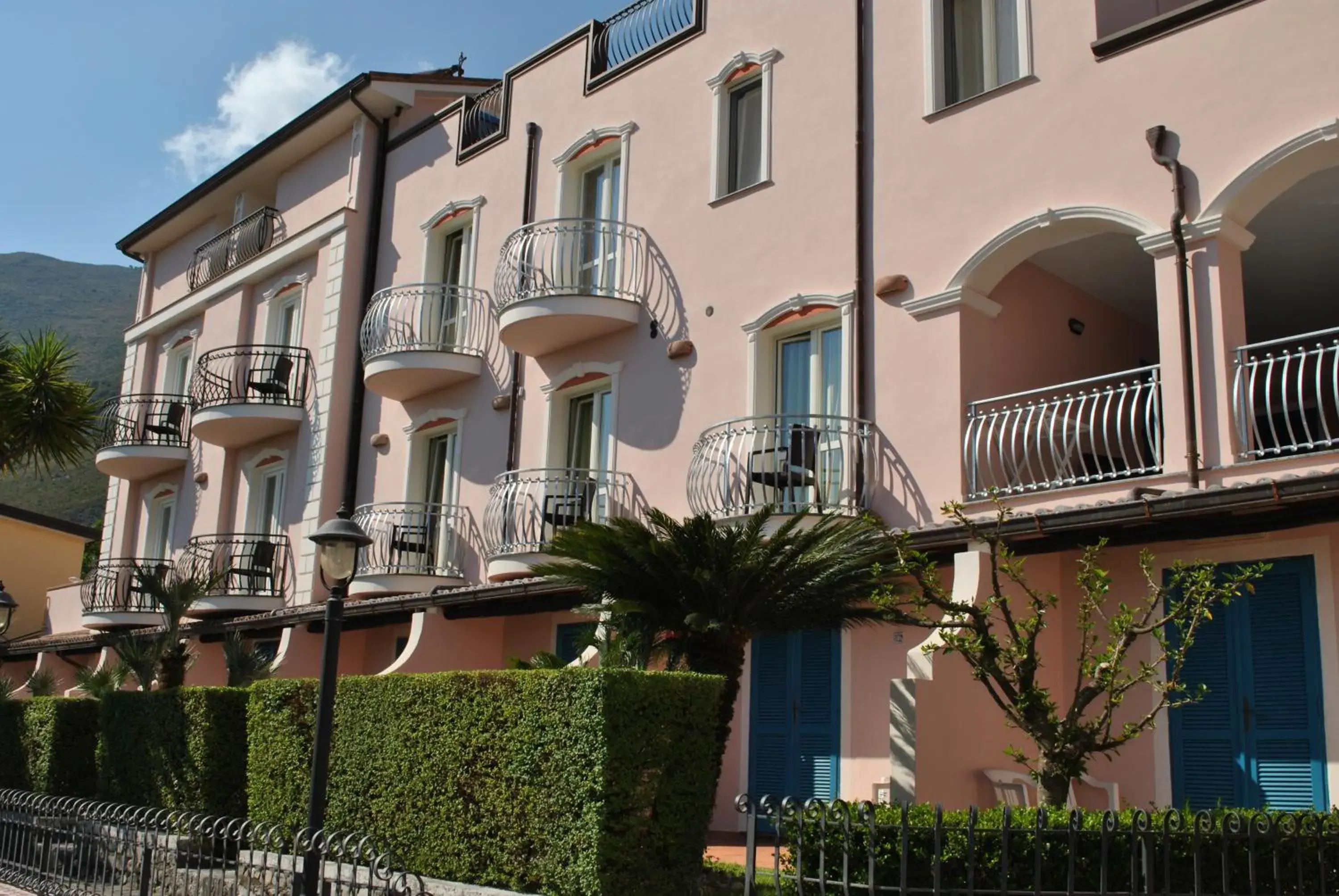 Property Building in Hotel Ristorante Borgo La Tana