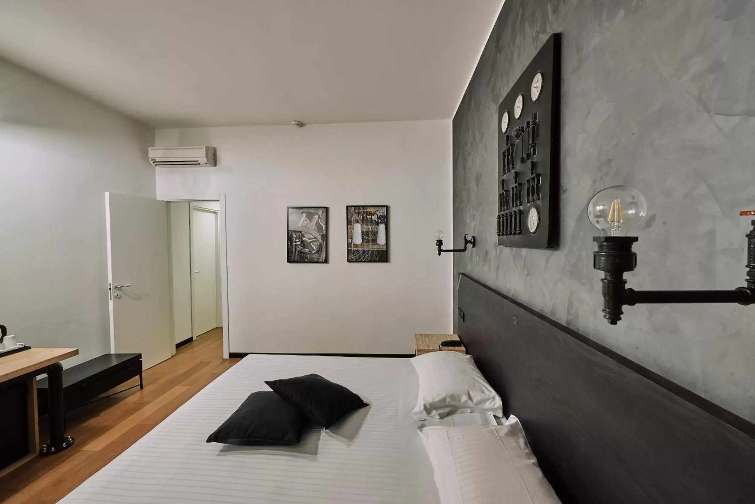 Bedroom in Hotel Miramonti