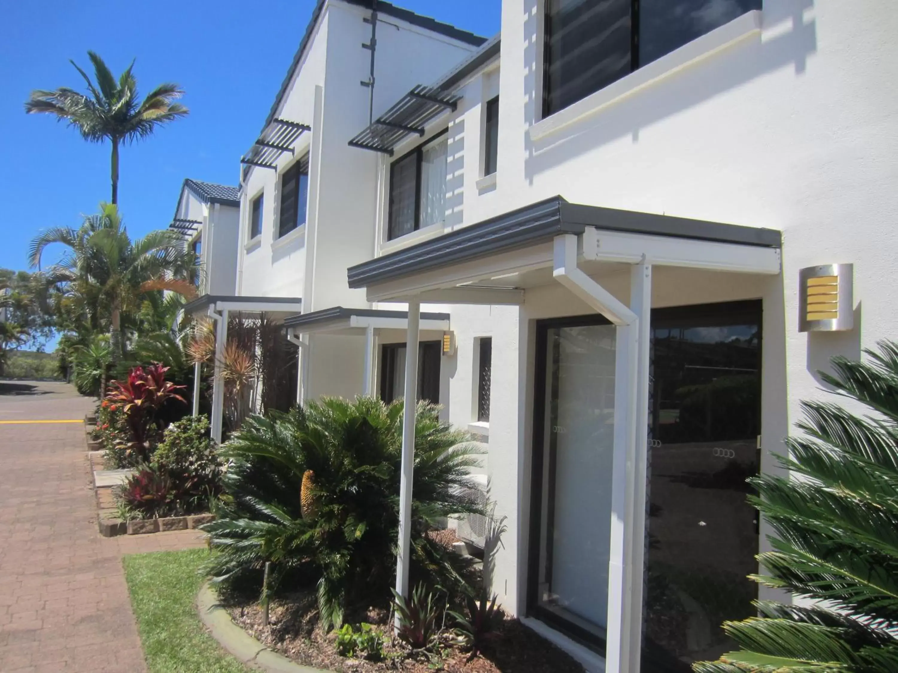 Patio, Property Building in Noosa Place Resort