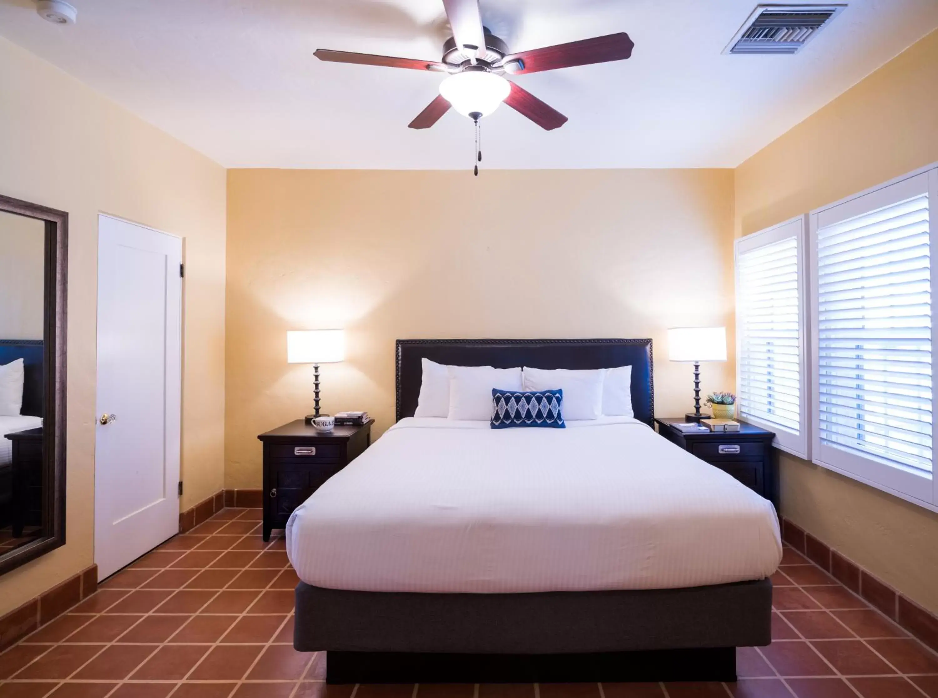 Bed in El Cordova Bed in El Cordova