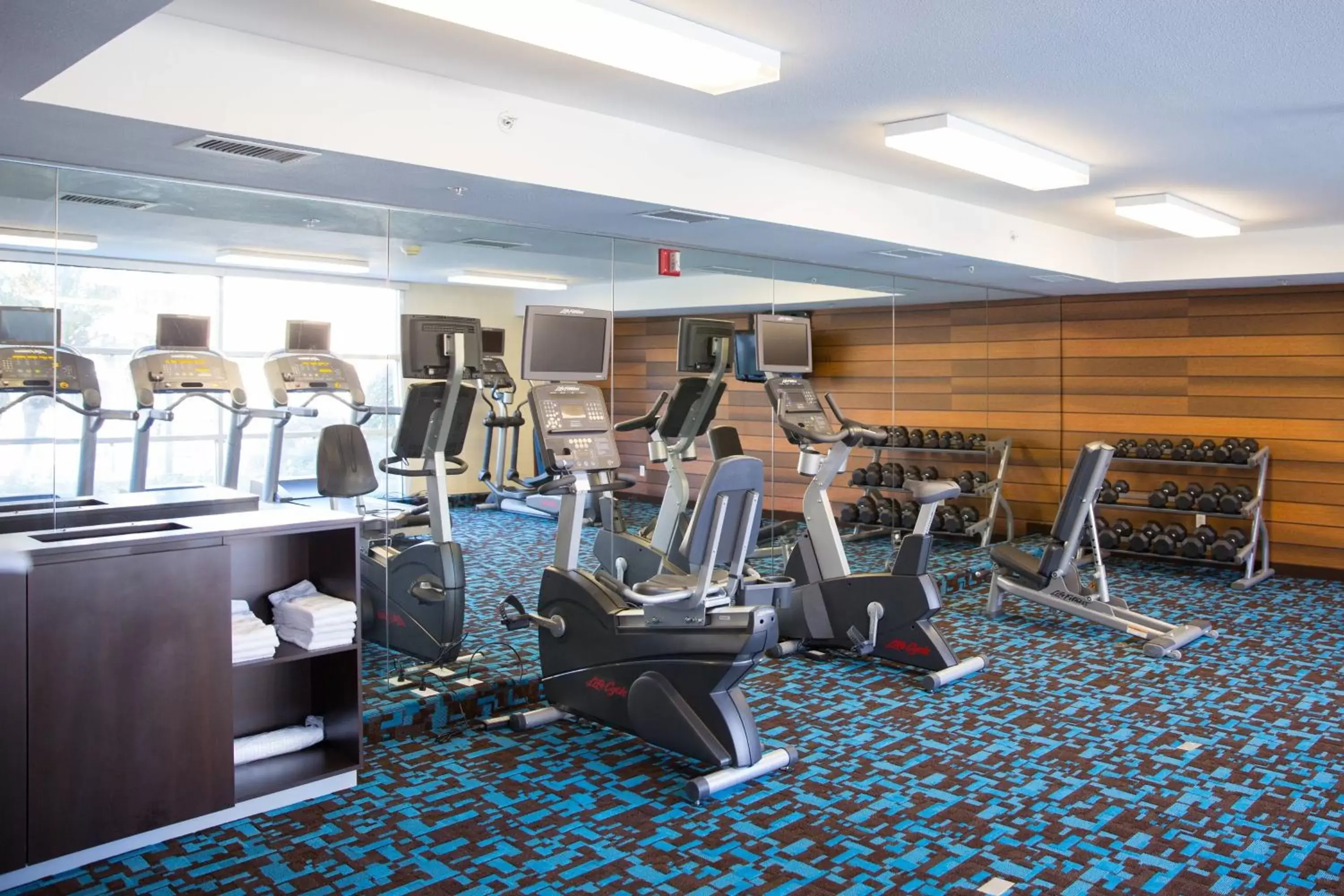 Fitness centre/facilities, Fitness Center/Facilities in Fairfield Inn and Suites by Marriott San Jose Airport